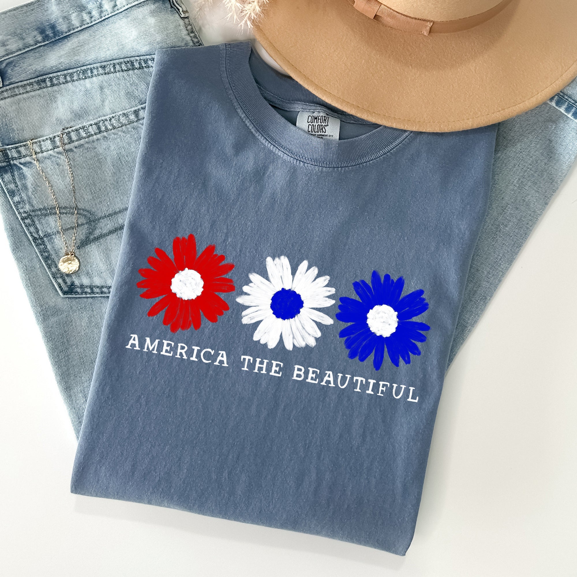 America The Beautiful Flowers Vintage Patriotic Floral Design Comfort Colors Tee