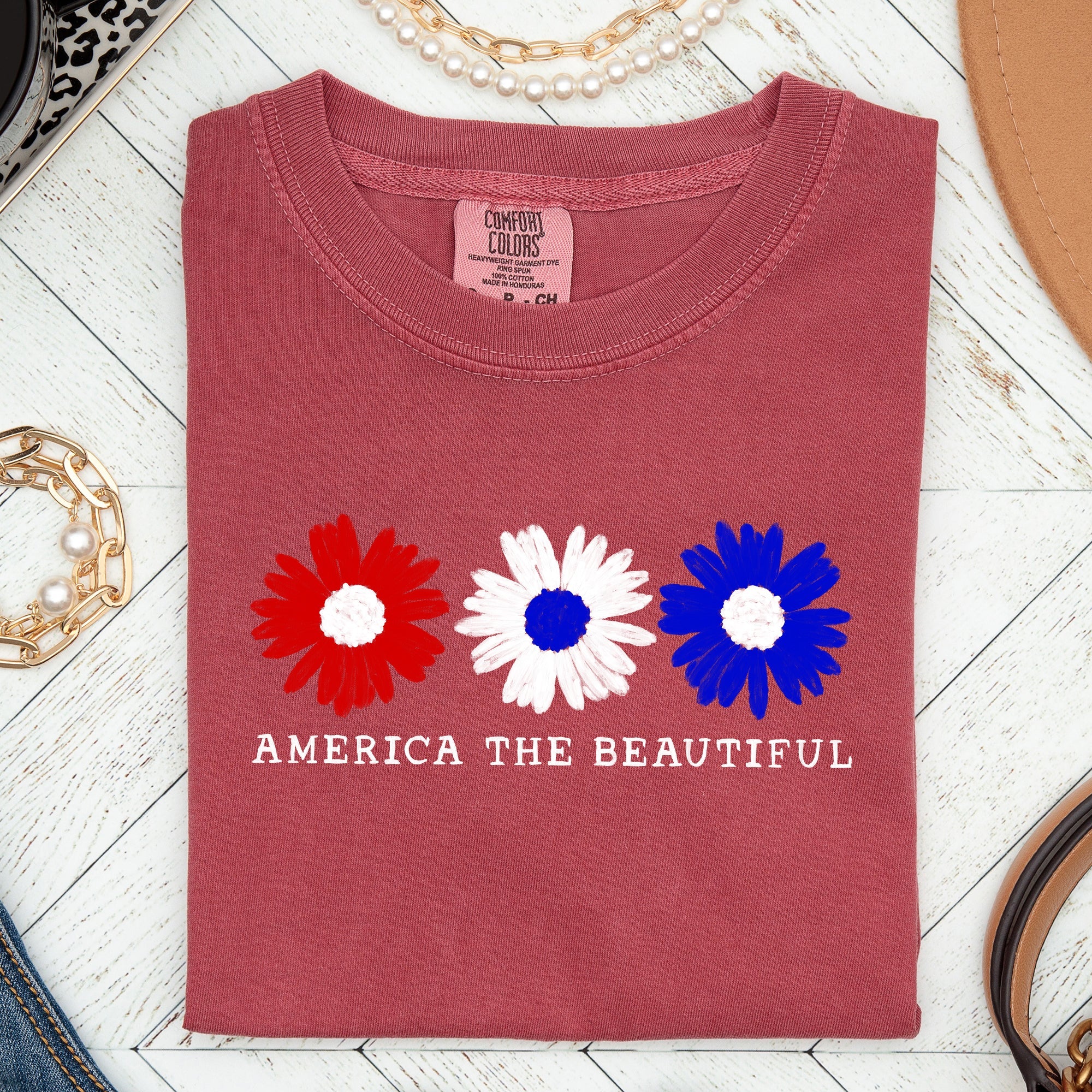 America The Beautiful Flowers Vintage Patriotic Floral Design Comfort Colors Tee