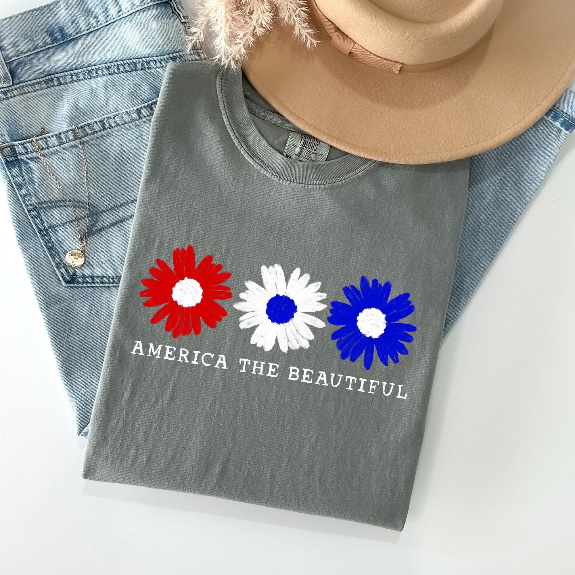 America The Beautiful Flowers Vintage Patriotic Floral Design Comfort Colors Tee