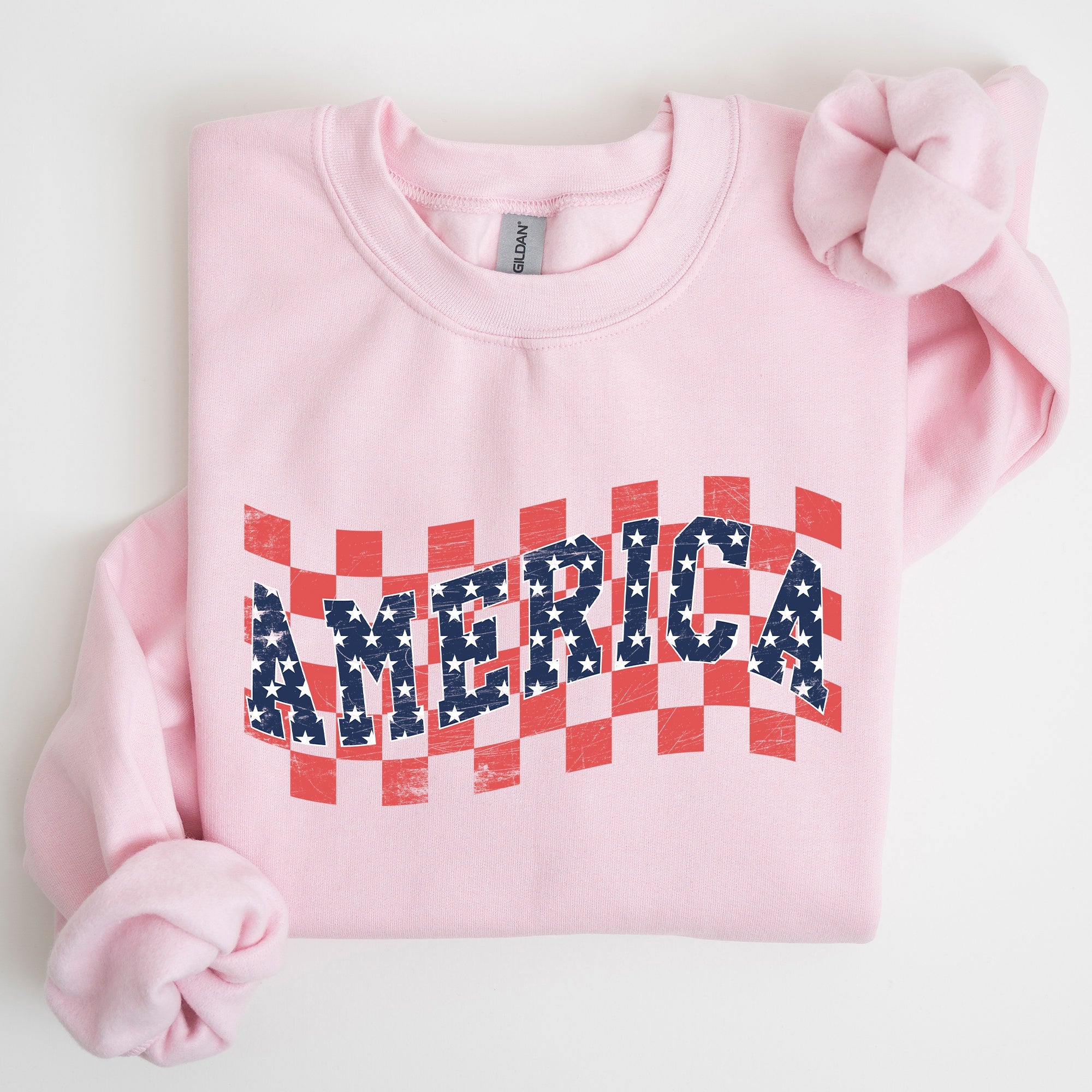 America Retro Patriotic USA Checkered Vintage Americana Flag Inspired Sweatshirt