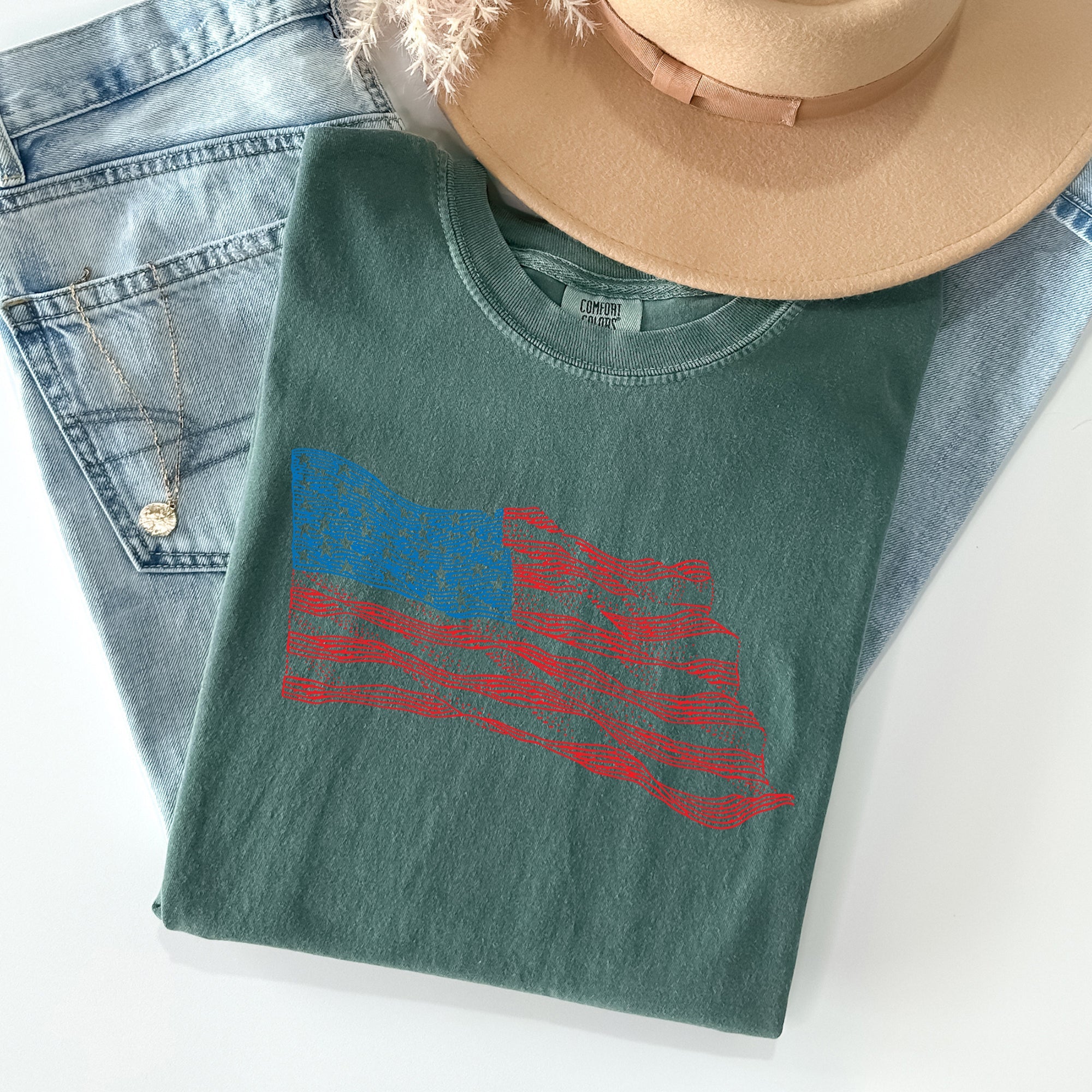 American Flag Illustration Patriotic 4th Of July Vintage Style Comfort Colors Tee