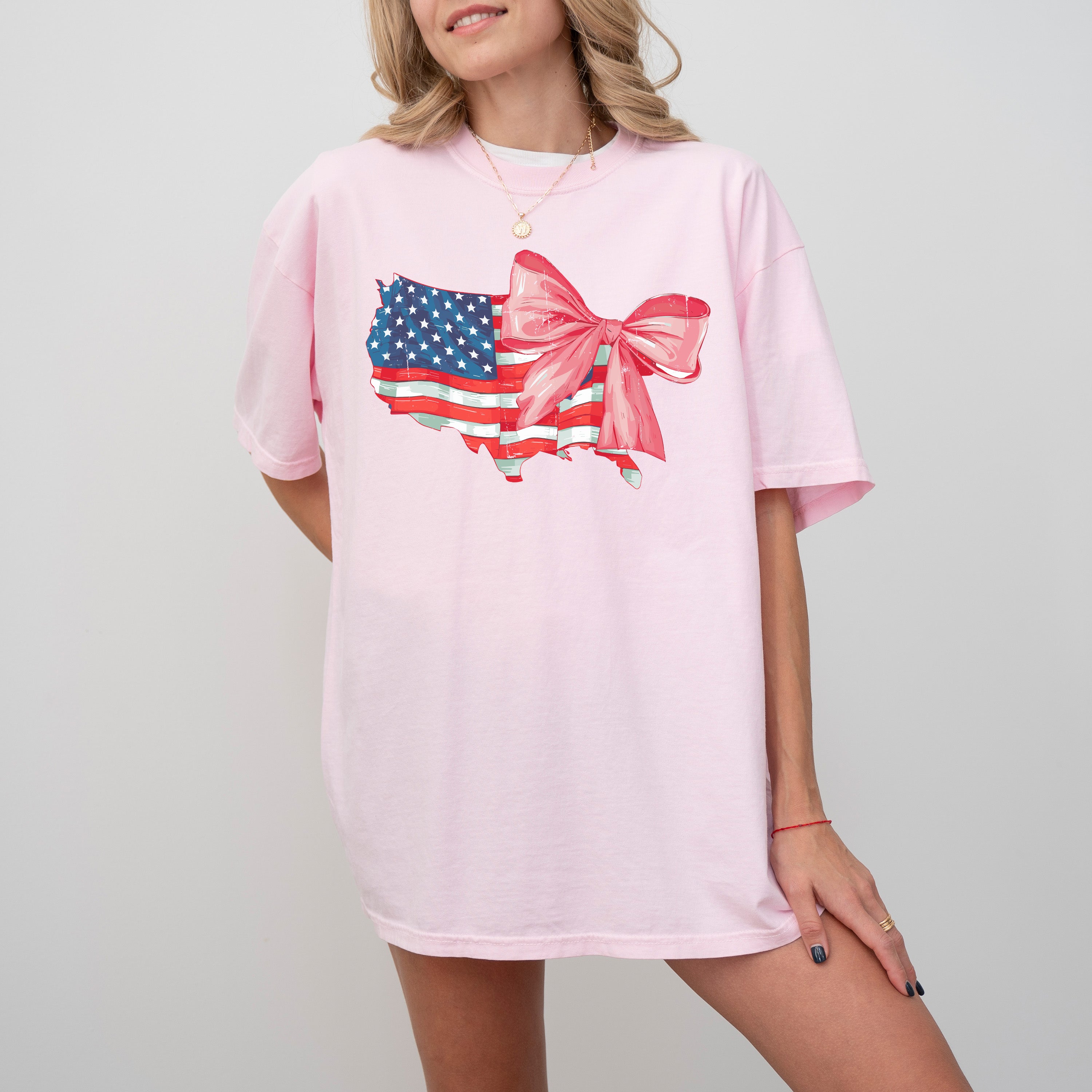 Coquette American Flag Bow Ribbon USA Independence Day Retro Vintage Comfort Colors Tee