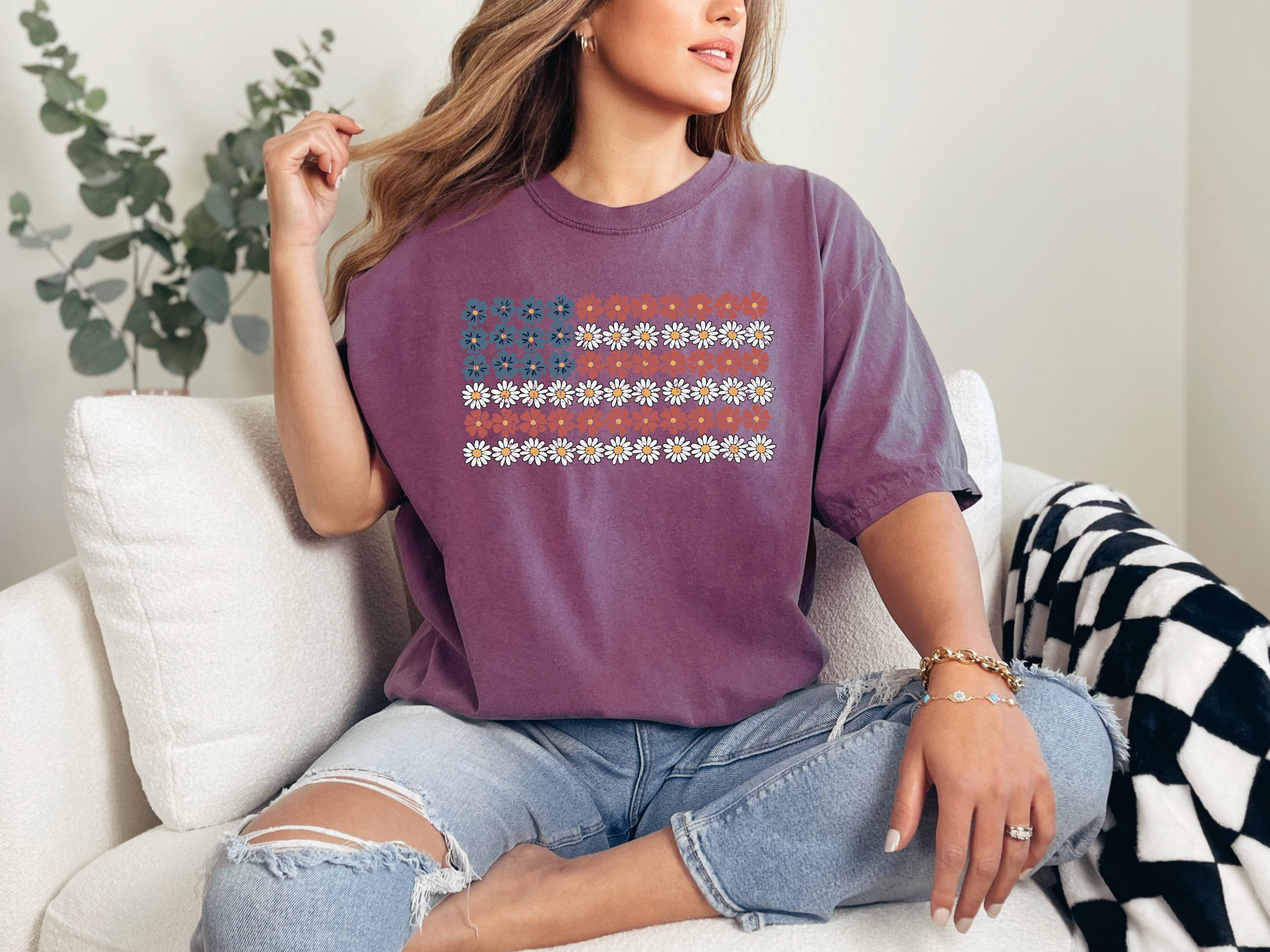American Flag Floral Patriotic Garden 1776 USA Inspired Vintage Style Comfort Colors Tee