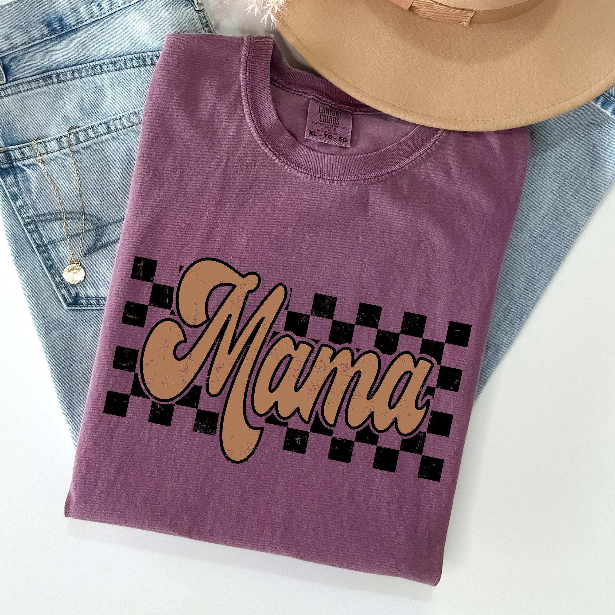 Mama Retro Checkered Vintage Americana Cozy Everyday Timeless Casual Dreamy Comfort Colors Tee