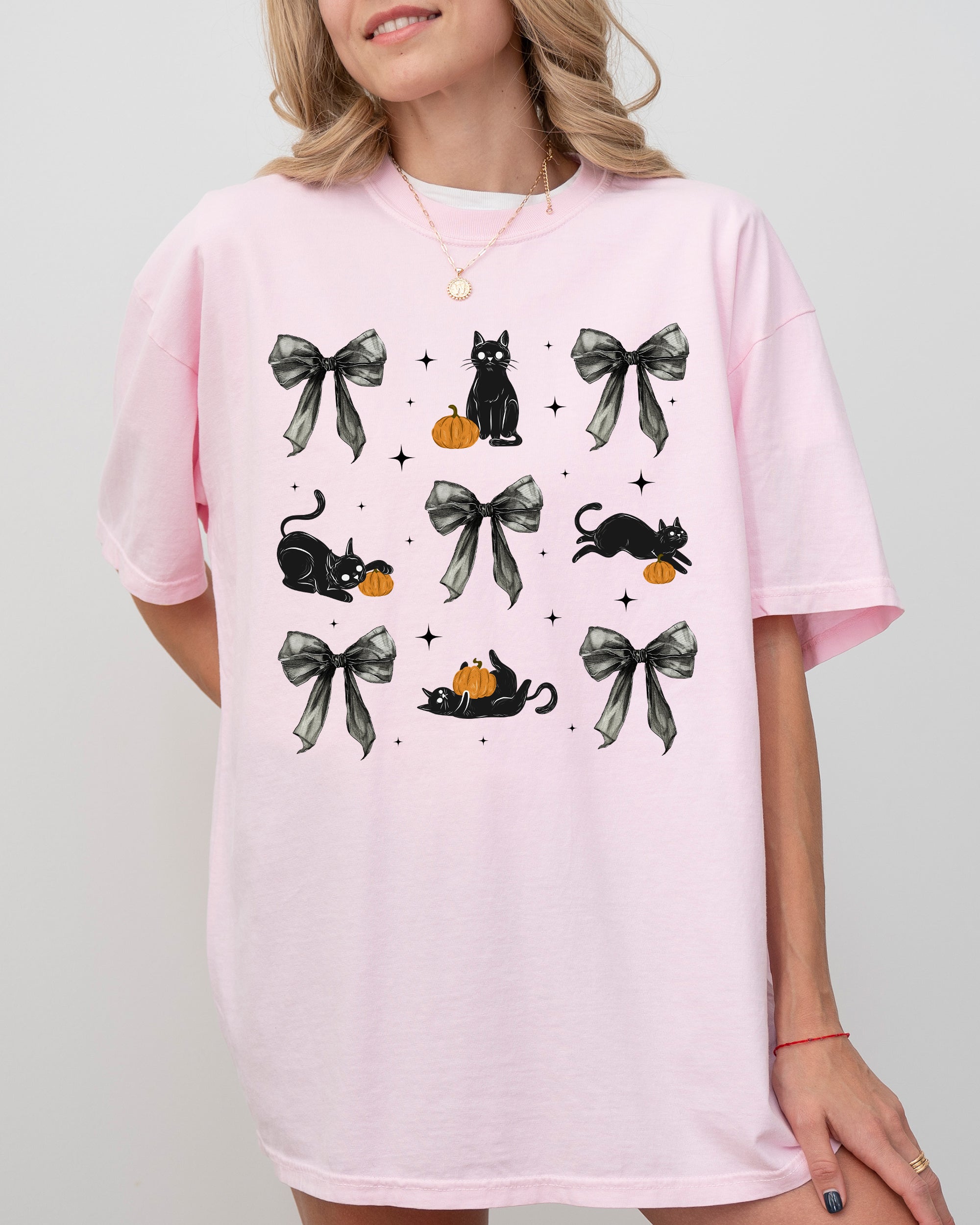 Black Cat Coquette Ribbons And Bows Halloween Autumn Vintage Edition Comfort Colors Tee