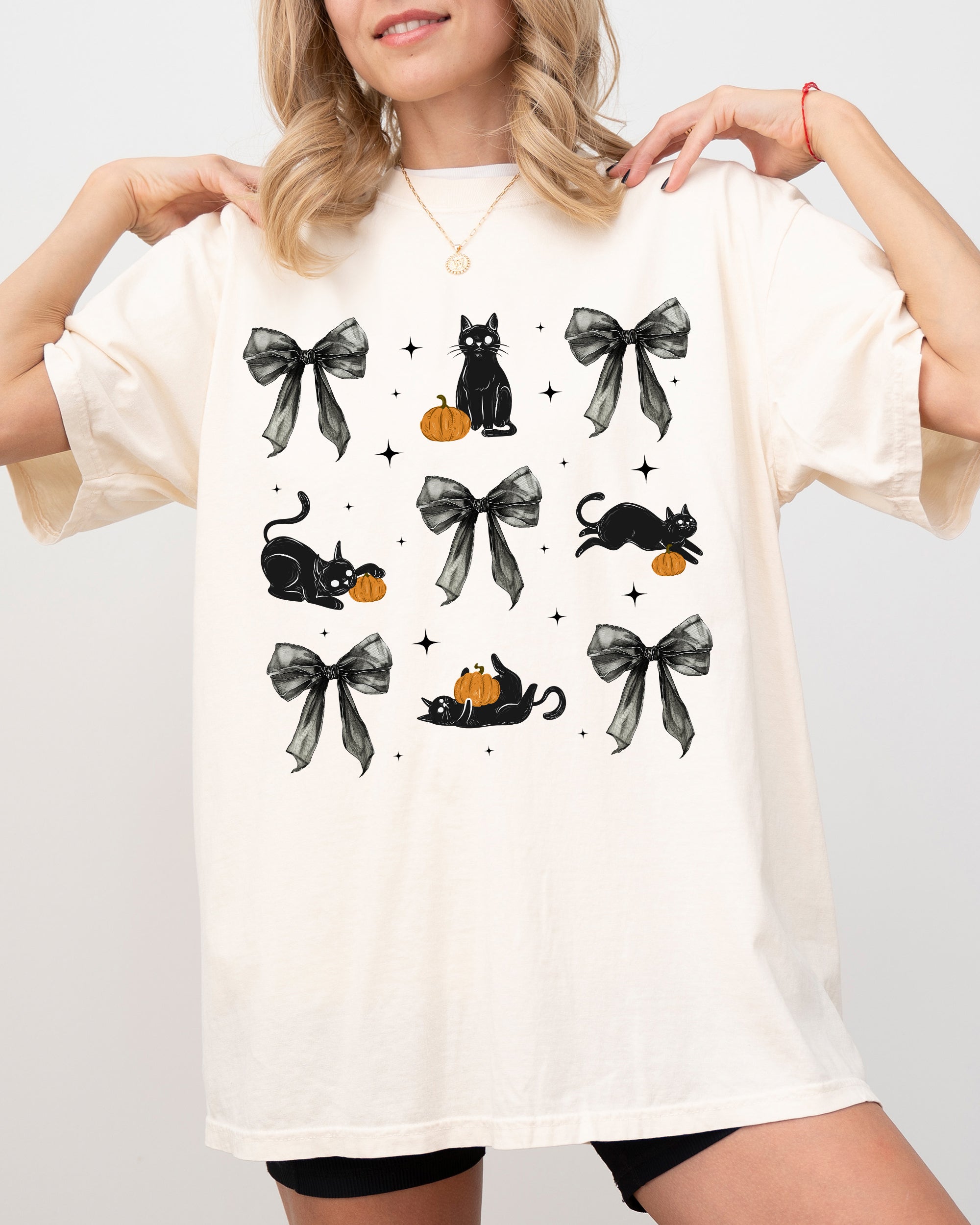 Black Cat Coquette Ribbons And Bows Halloween Autumn Vintage Edition Comfort Colors Tee
