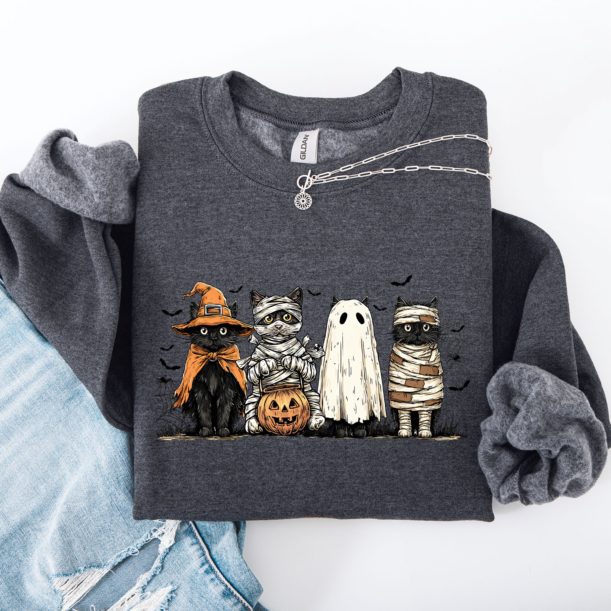 Shimmering Ghost Halloween Black Cat Pumpkin Ghost Cats Retro Gothic Autumn Sweatshirt