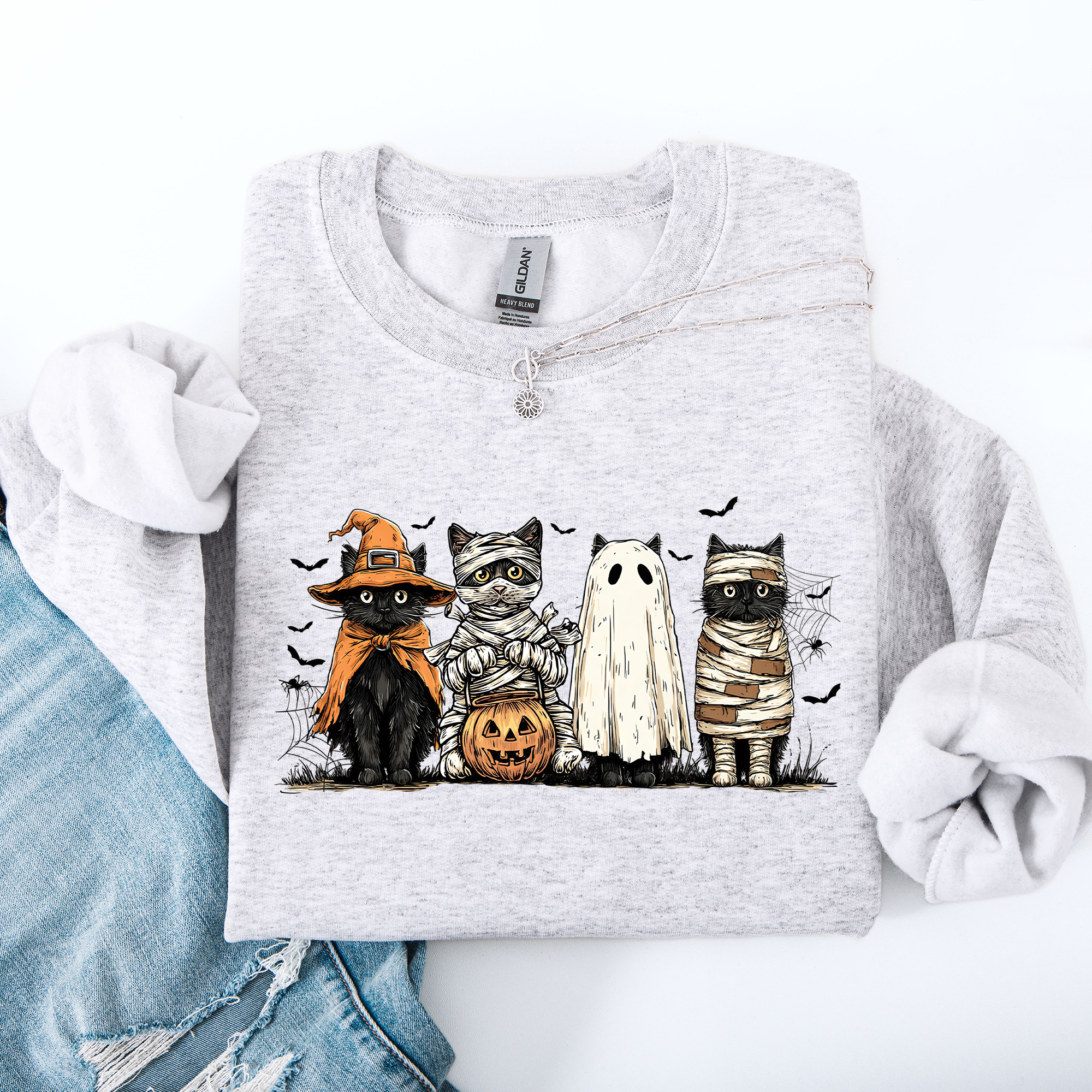 Shimmering Ghost Halloween Black Cat Pumpkin Ghost Cats Retro Gothic Autumn Sweatshirt