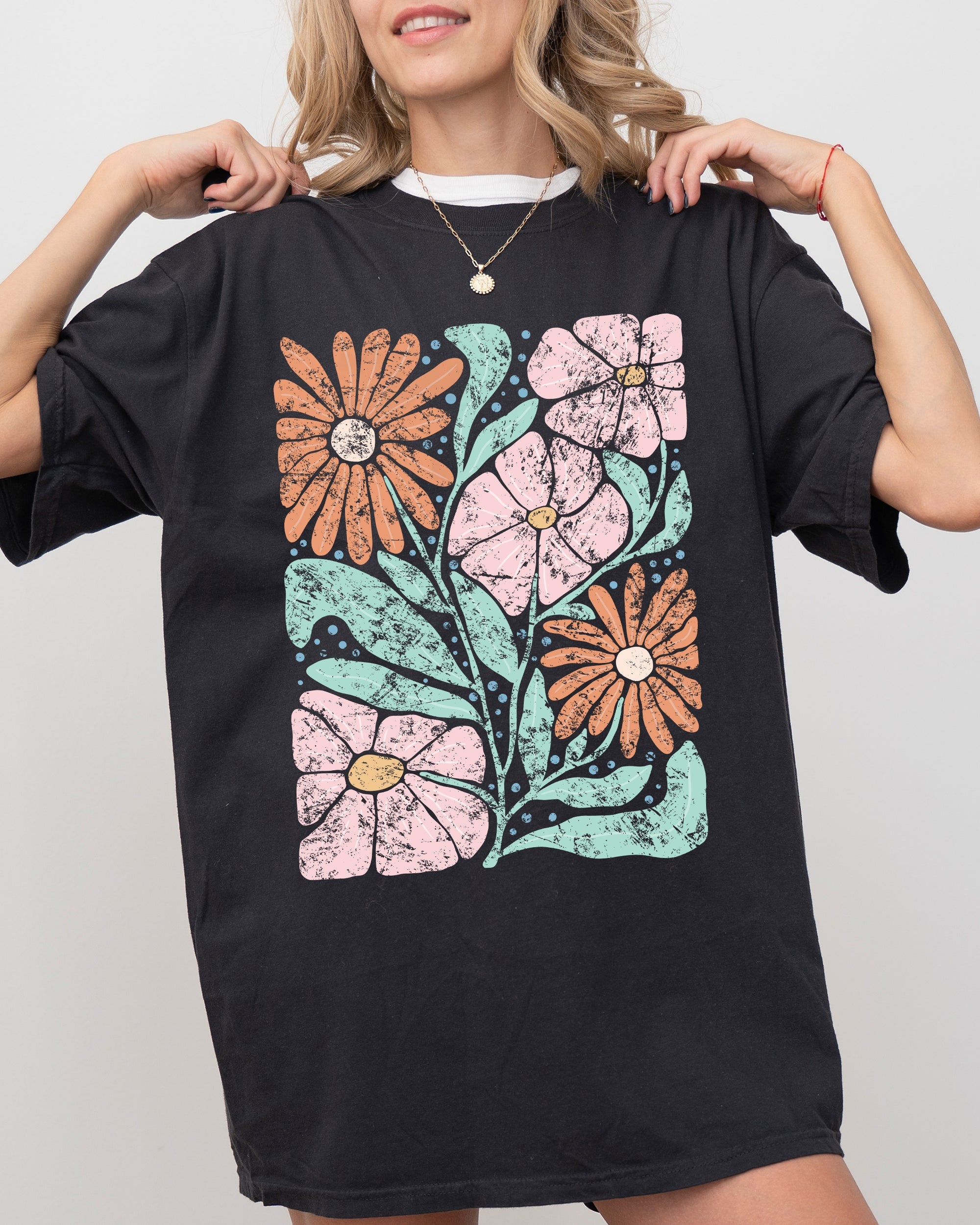 Bohemian Gorgeous Abstract Flowers Boho Floral Design Summer Vibes Gardening Festival Nature Comfort Colors Tee