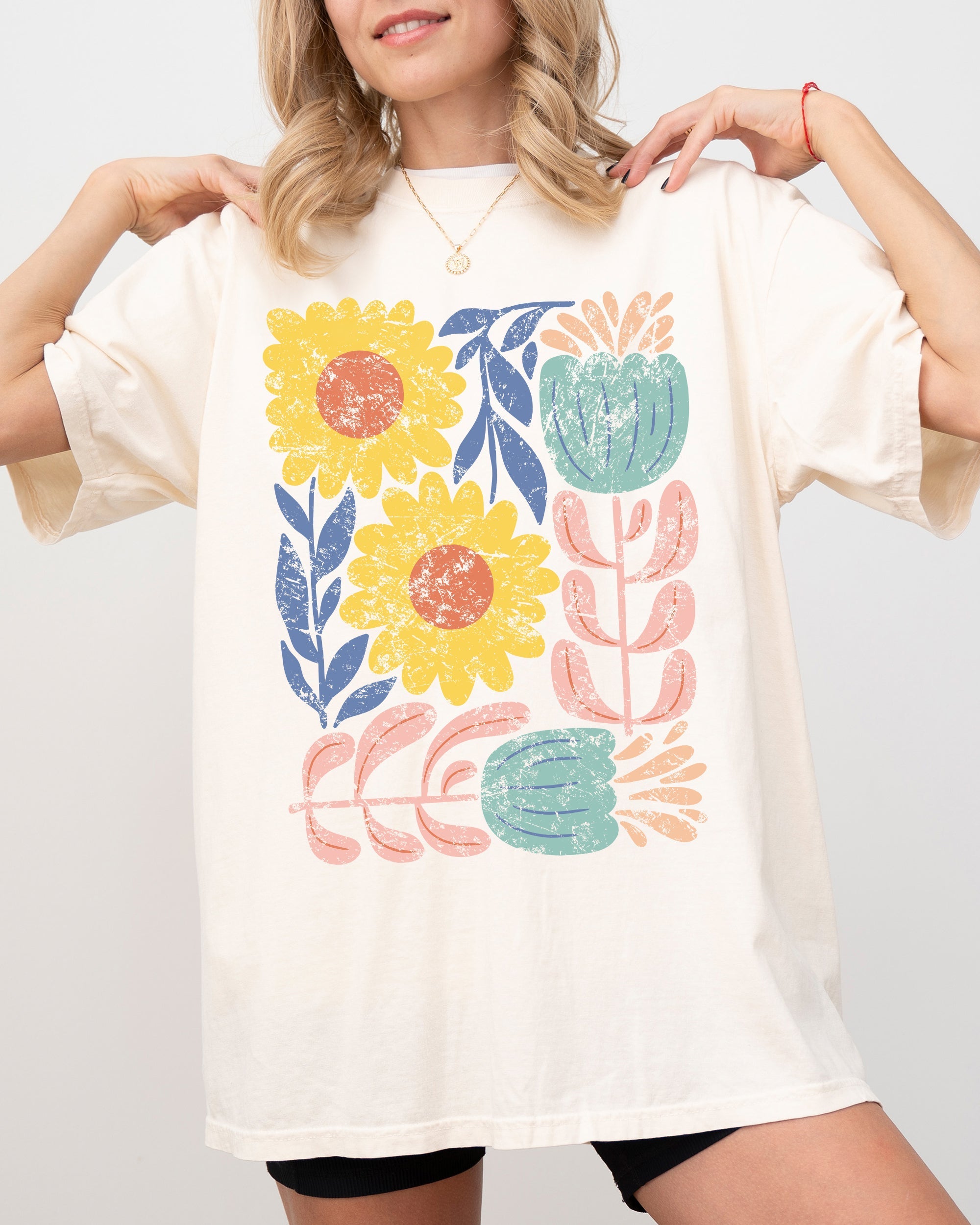 Bold Gorgeous Abstract Flowers Boho Floral Design For Summer Vibes And Garden Festival Nature Comfort Colors Tee