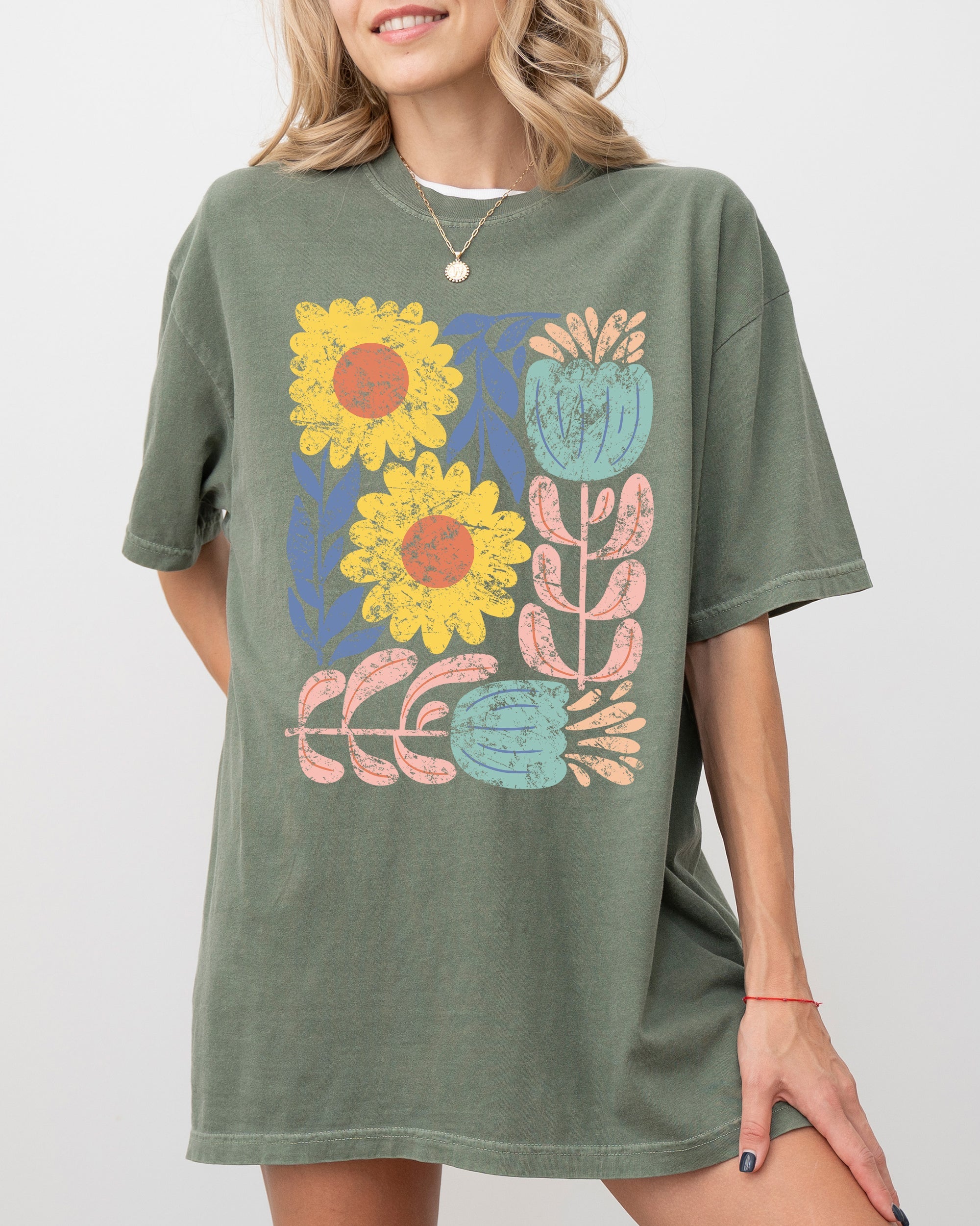 Bold Gorgeous Abstract Flowers Boho Floral Design For Summer Vibes And Garden Festival Nature Comfort Colors Tee