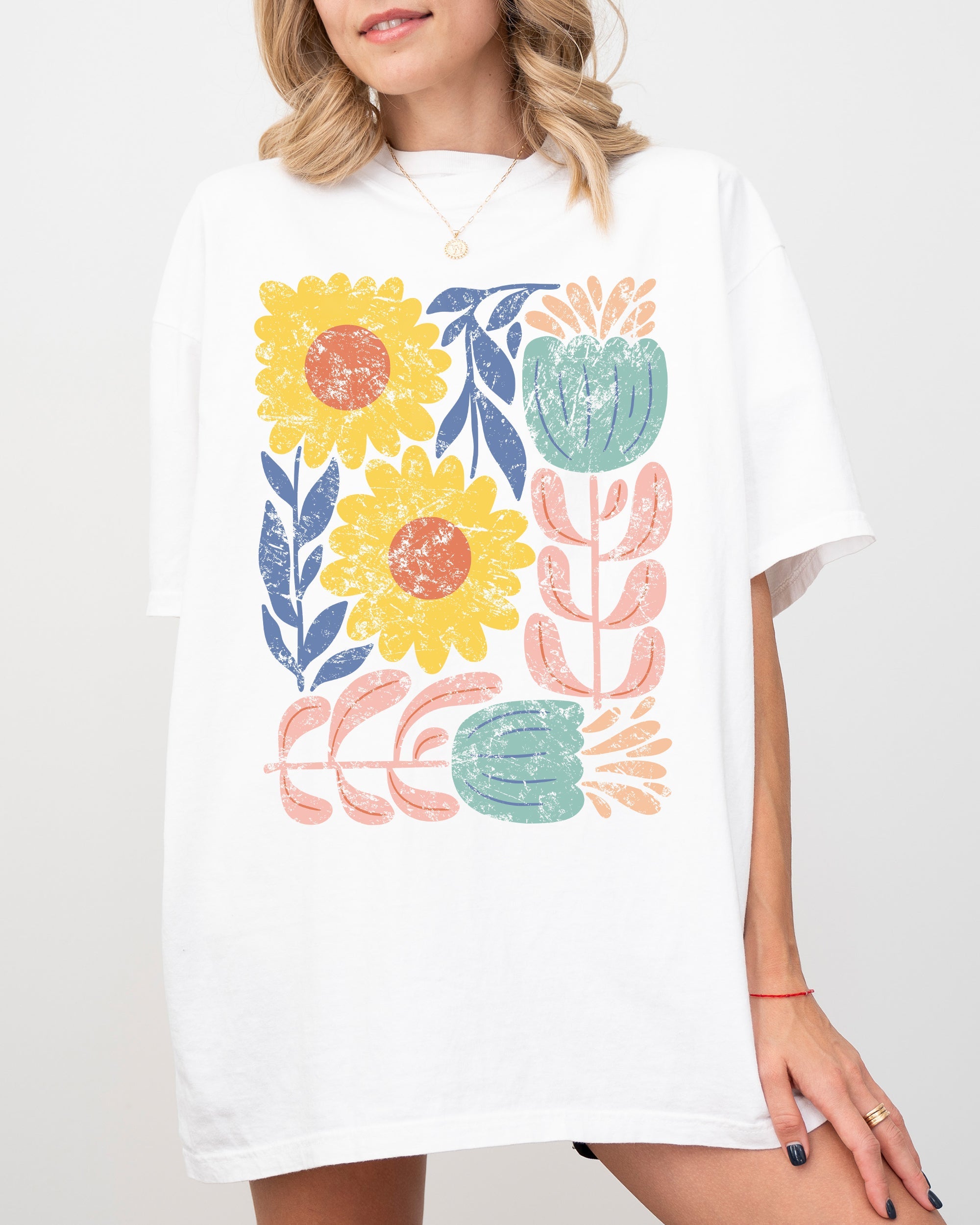 Bold Gorgeous Abstract Flowers Boho Floral Design For Summer Vibes And Garden Festival Nature Comfort Colors Tee