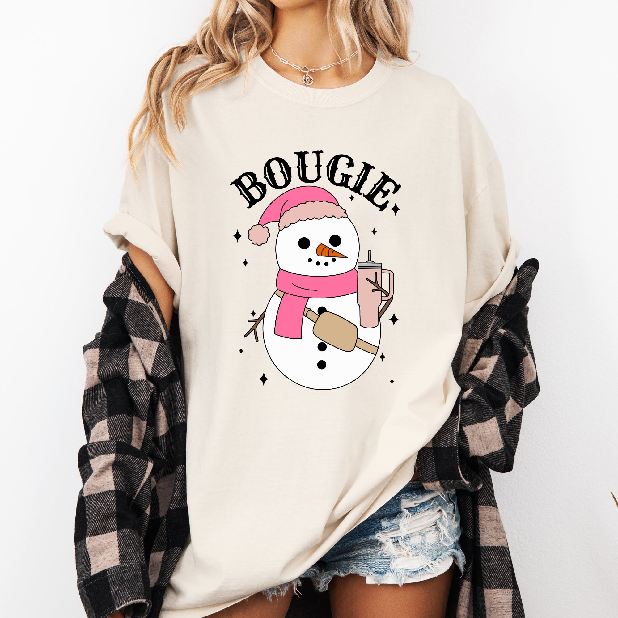 Bougie Snowman Christmas Santa Winter Snow Xmas Festive Cozy Vintage Comfort Colors Tee