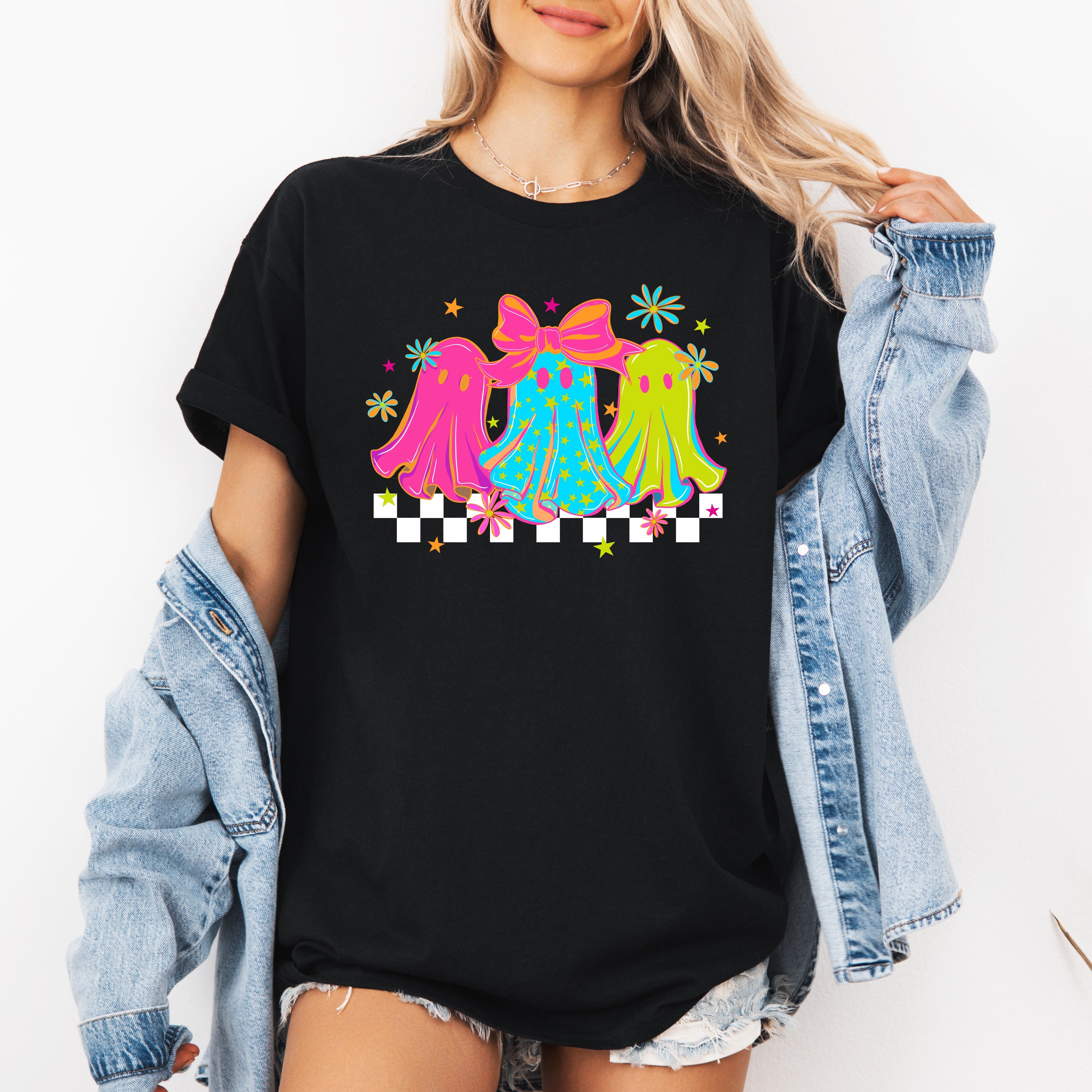 Bright And Colorful Retro Halloween Ghosts Checkered Pattern Vintage Inspired Graphic Tee