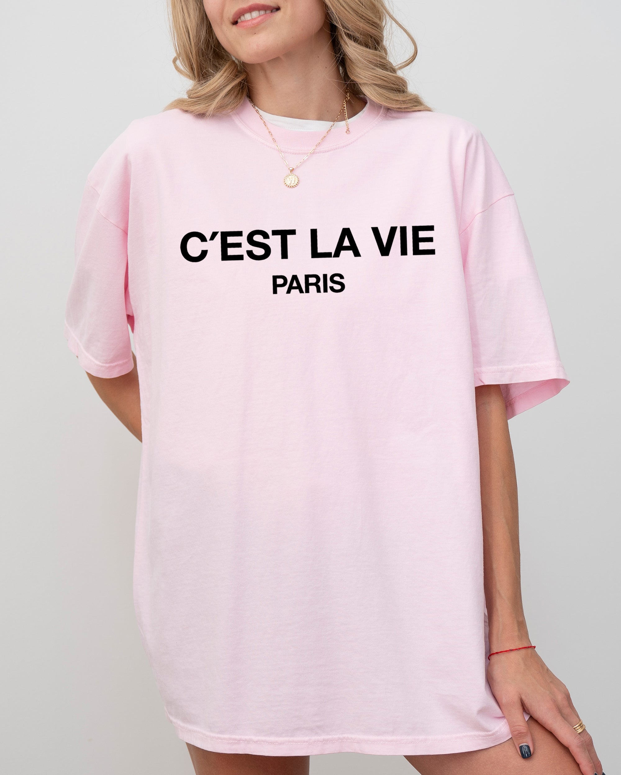 C'est La Vie Paris Fashion Couture France French Vintage Luxe Statement Comfort Colors Tee