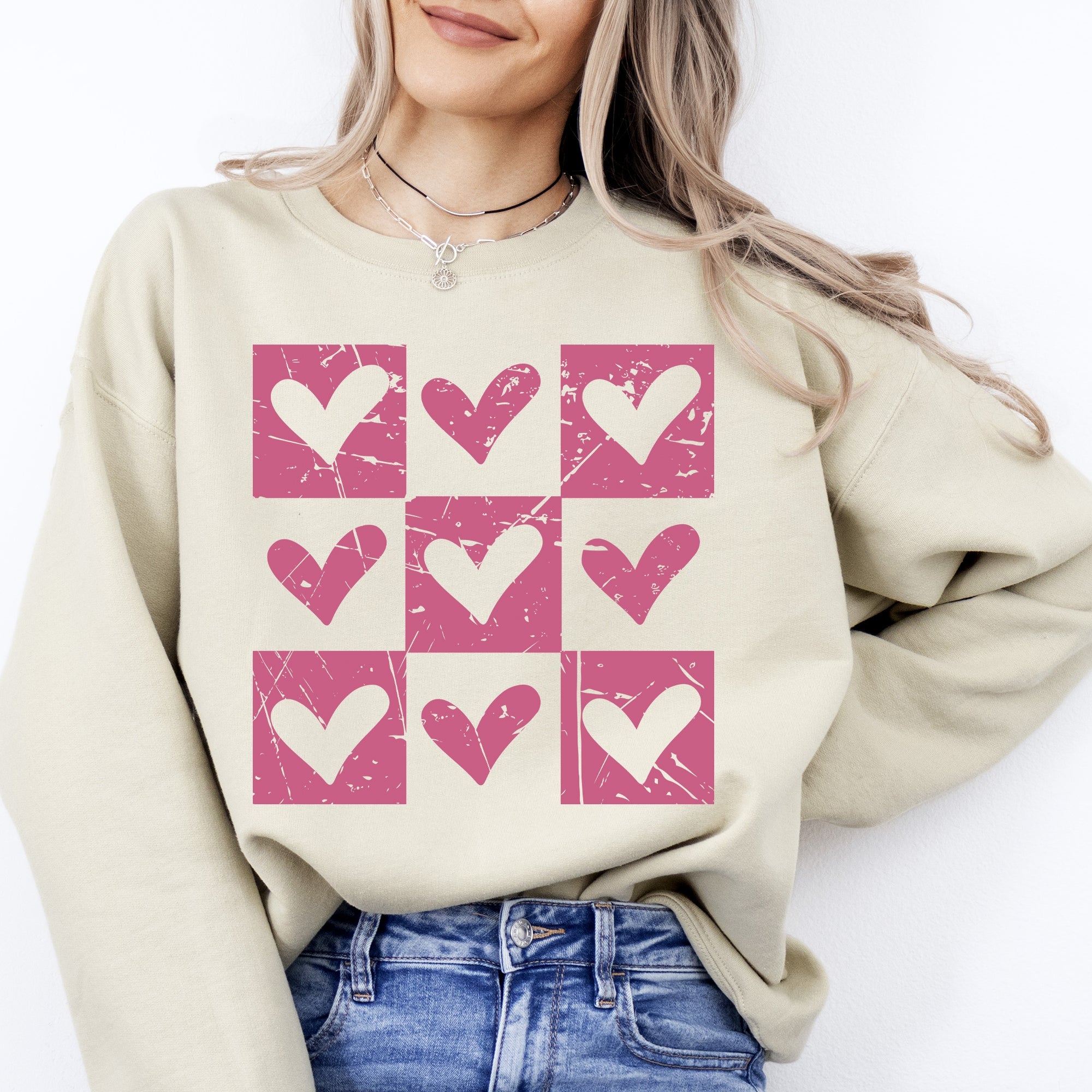 Checkered Hearts Retro Minimalist Love Valentine's Day Graphic Cozy Edition Sweatshirt