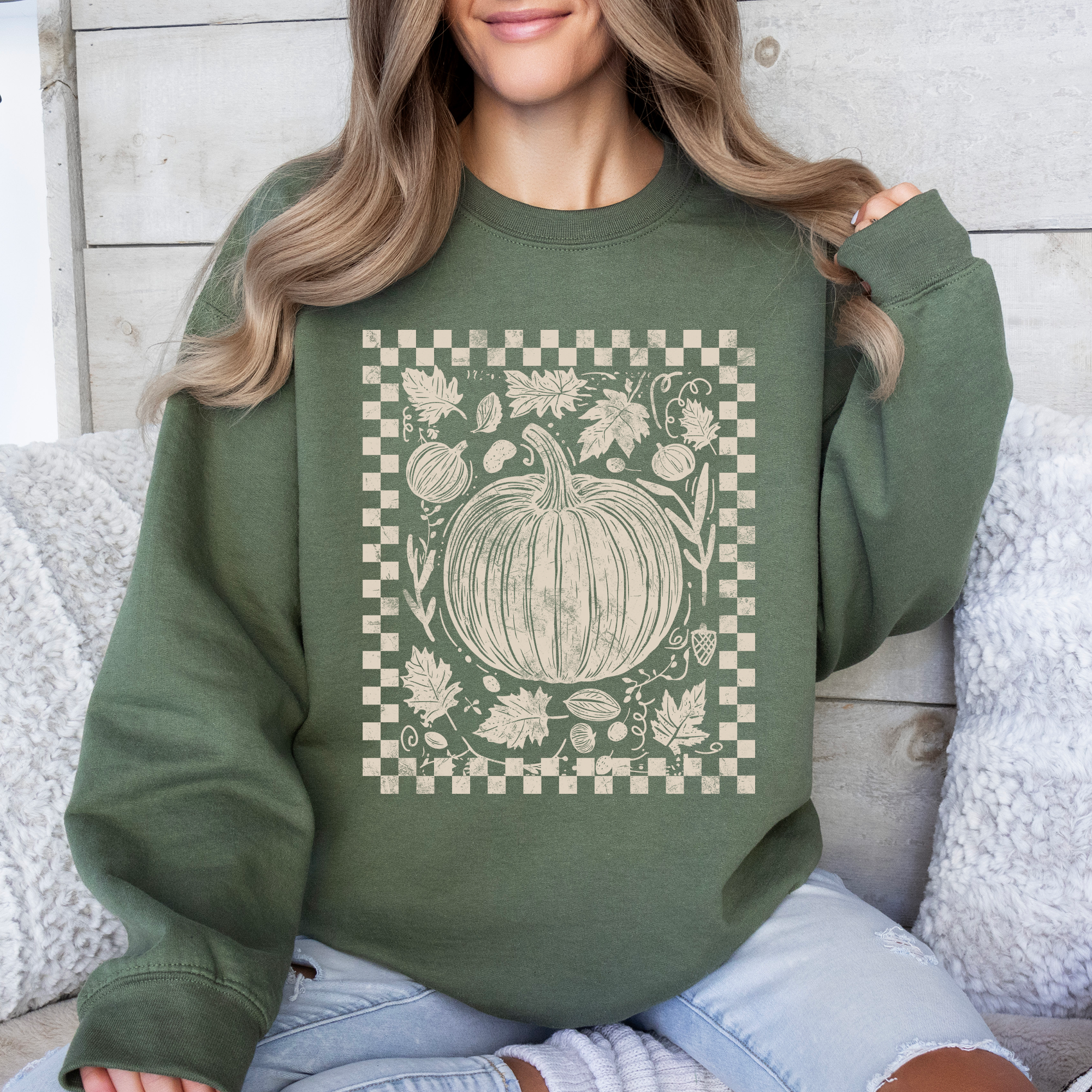 Checkered Pumpkin Minimalist Autumn Harvest Motif Cozy Seasonal For Fall Wardrobe Sweatshirt