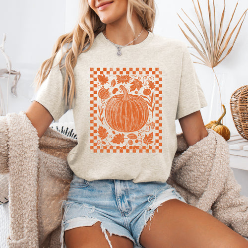 Checkered Pumpkin Minimalist Autumn Harvest Motif For Cozy Everyday Wear Graphic Tee