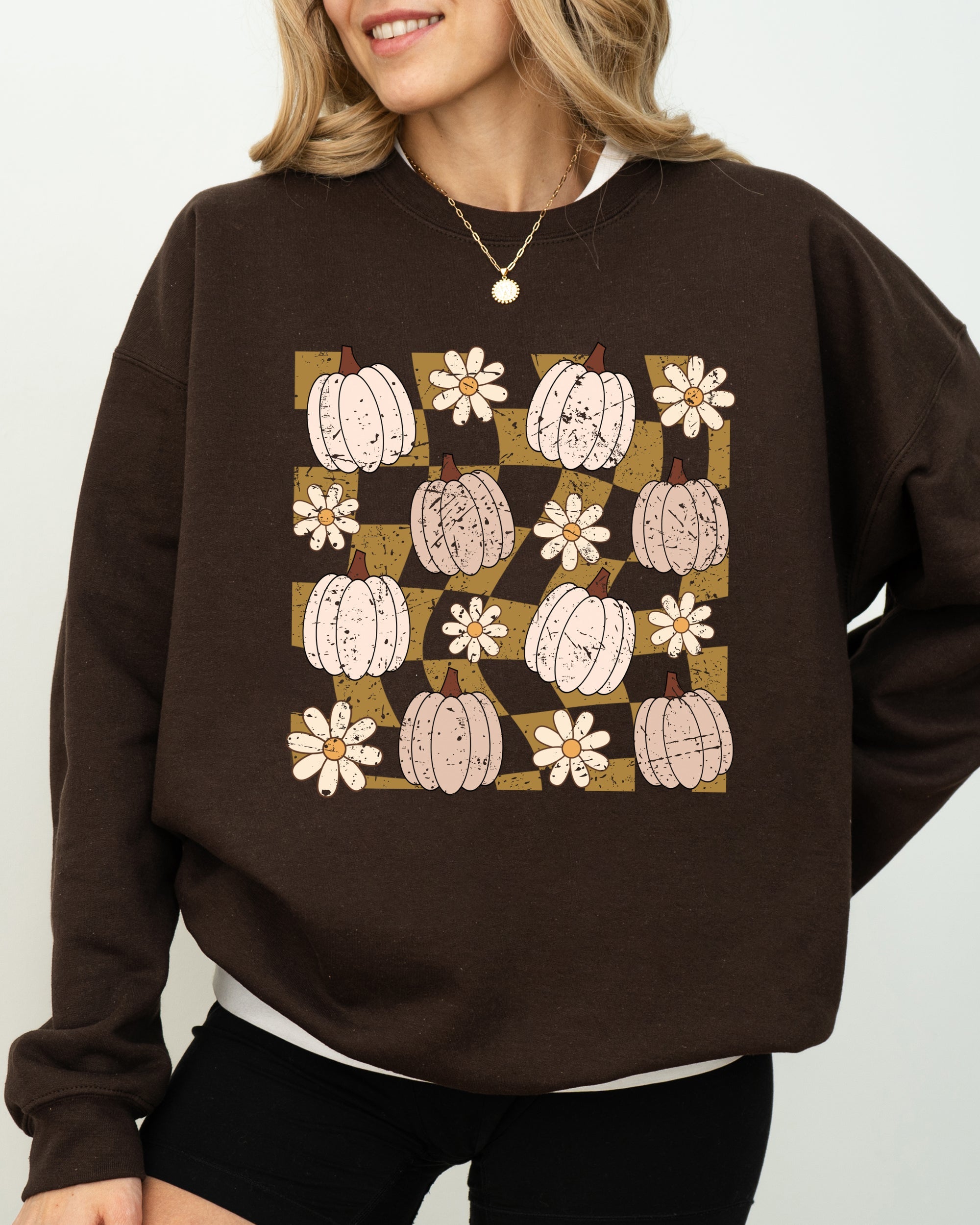 Checkered Pumpkins Daisies Flowers Vintage Retro Hippie Positivity Halloween Autumn Sweatshirt