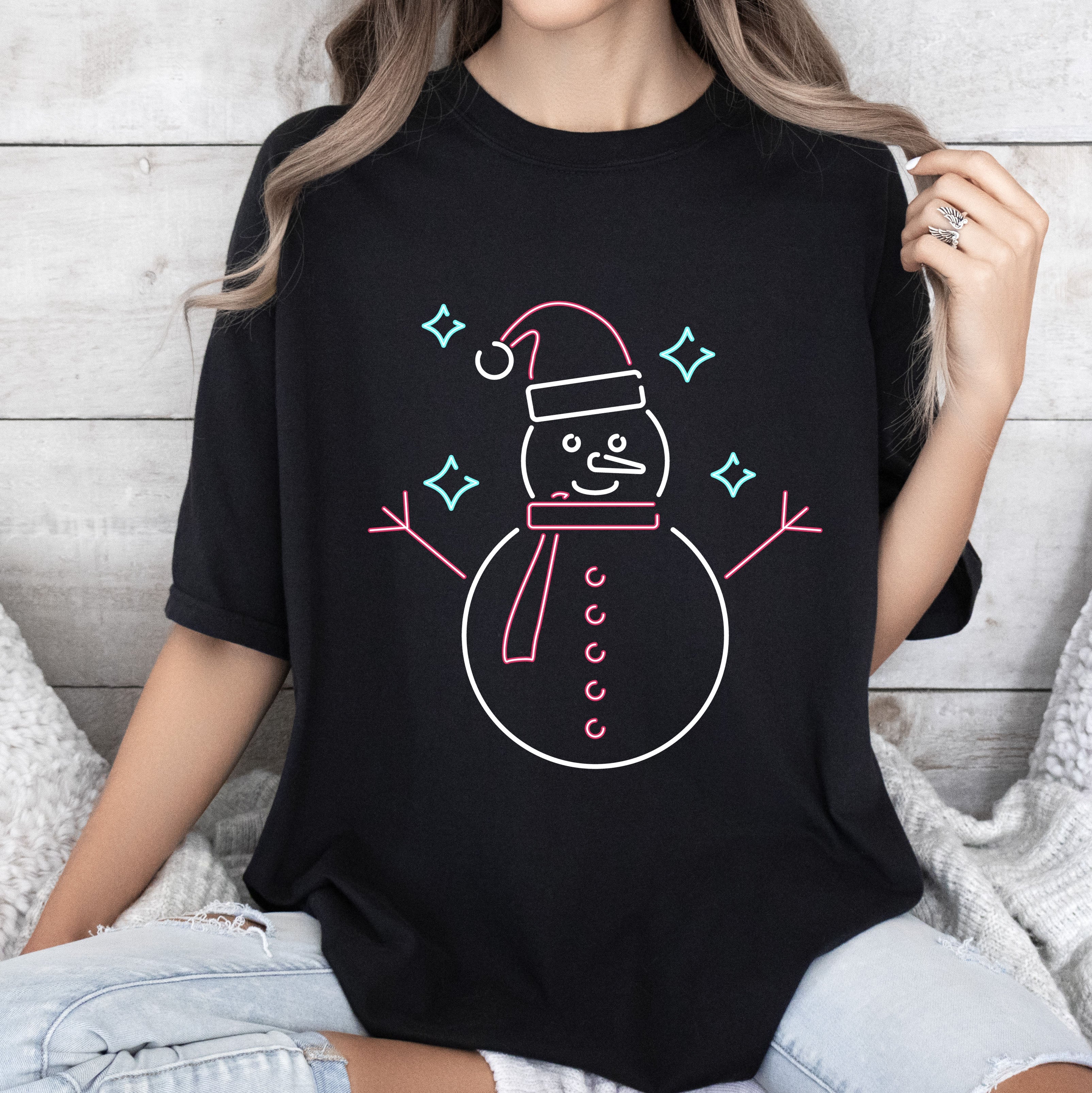 Cute Snowman Christmas Vintage Cozy Illustration With Retro Charm And Winter Whimsy Comfort Colors Tee