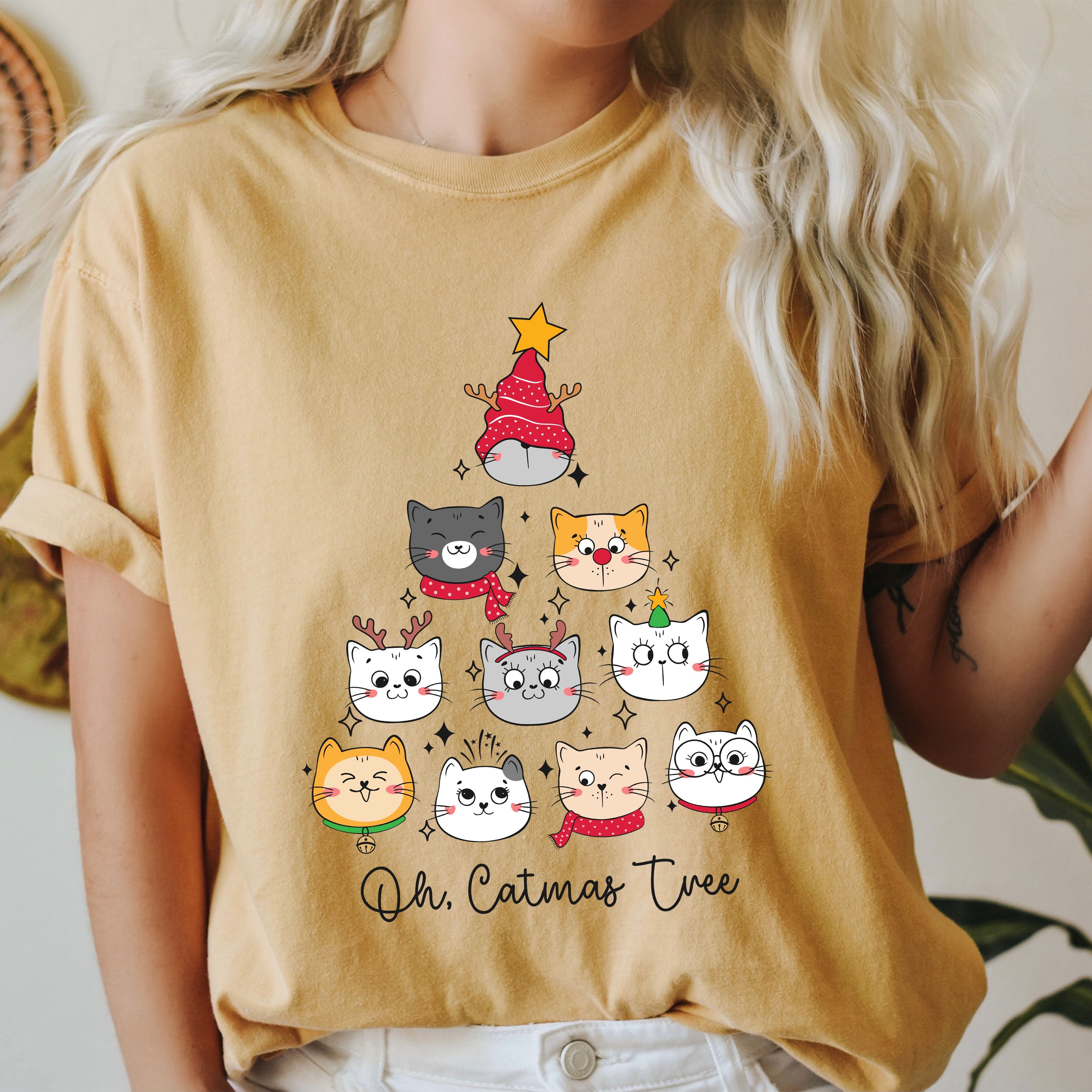 Oh Catmas Tree Christmas Vintage Funny Cat Lover Holiday Design Comfort Colors Tee