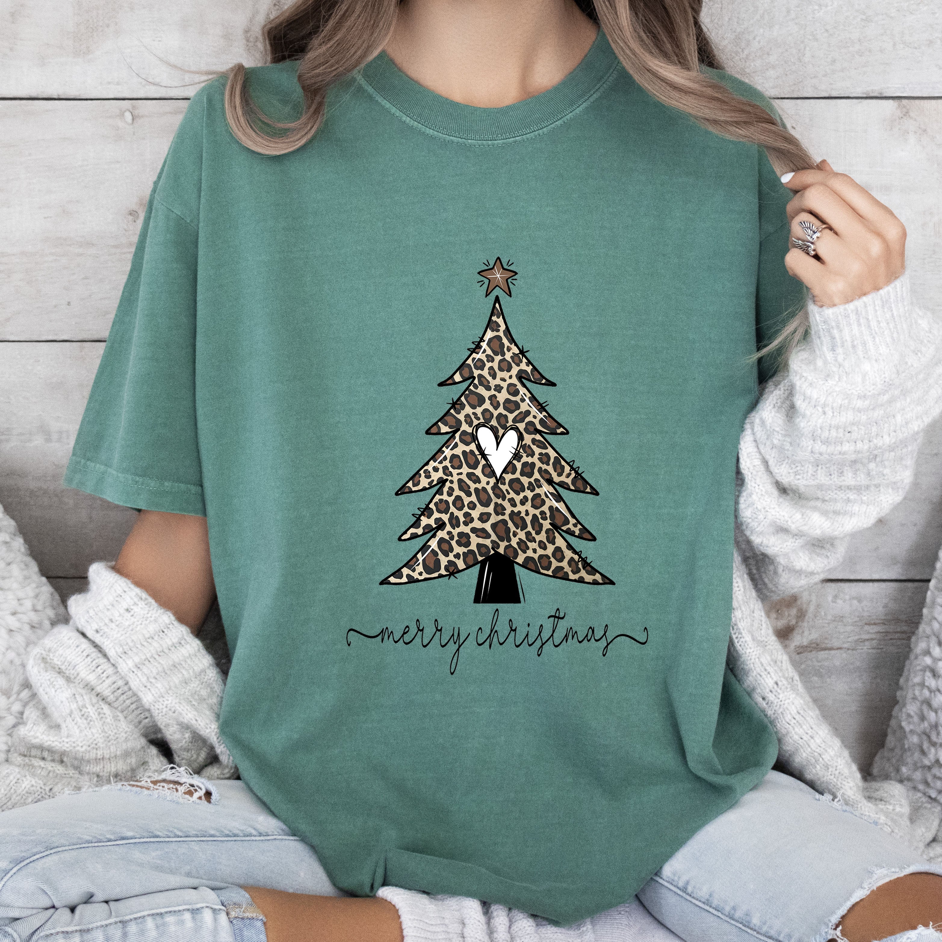 Merry Christmas Leopard Tree Vintage Holiday Leopard Print Design Comfort Colors Tee
