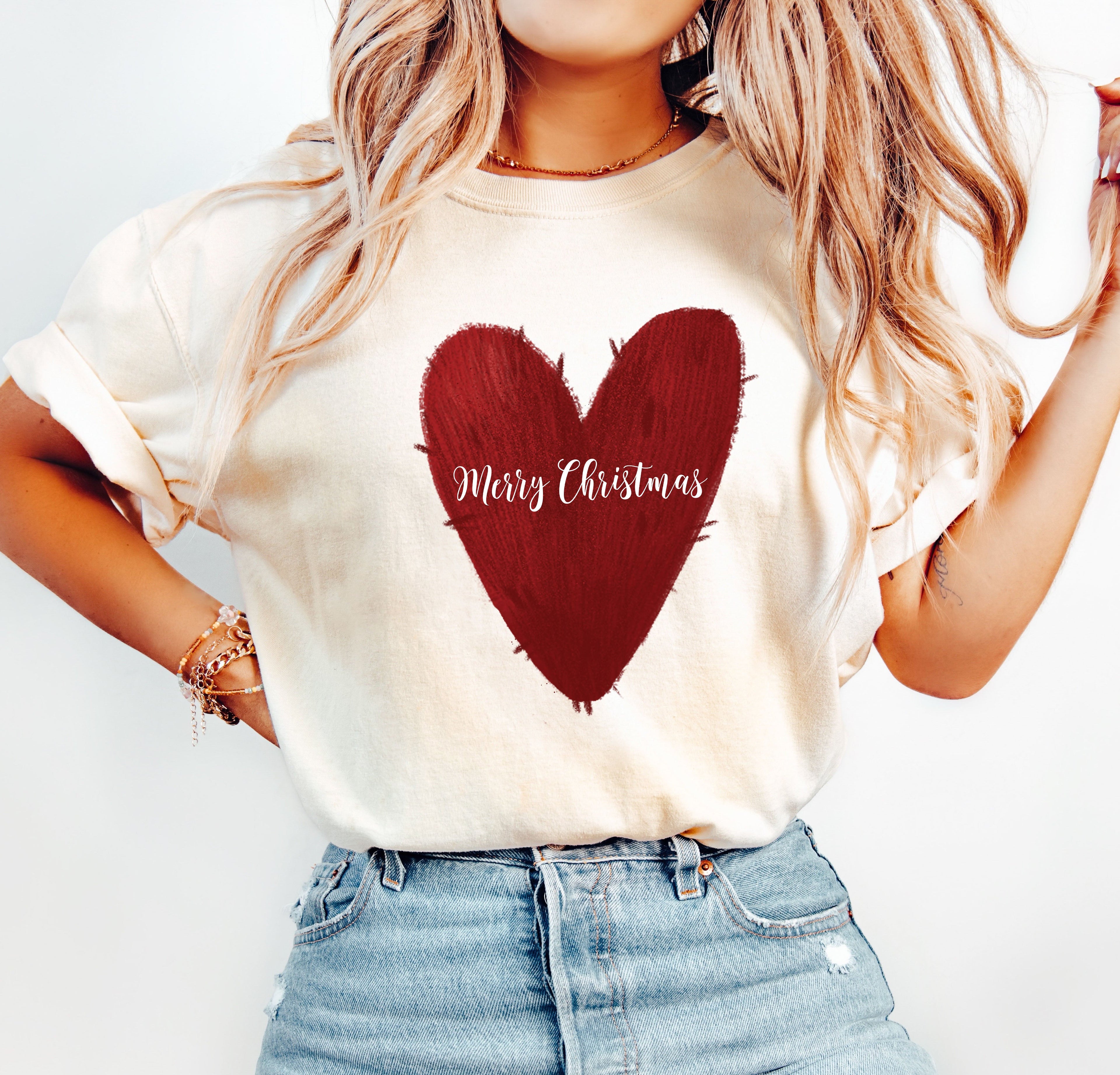 Merry Christmas Red Heart Retro Holiday Vintage-Inspired Seasonal Cheer Comfort Colors Tee