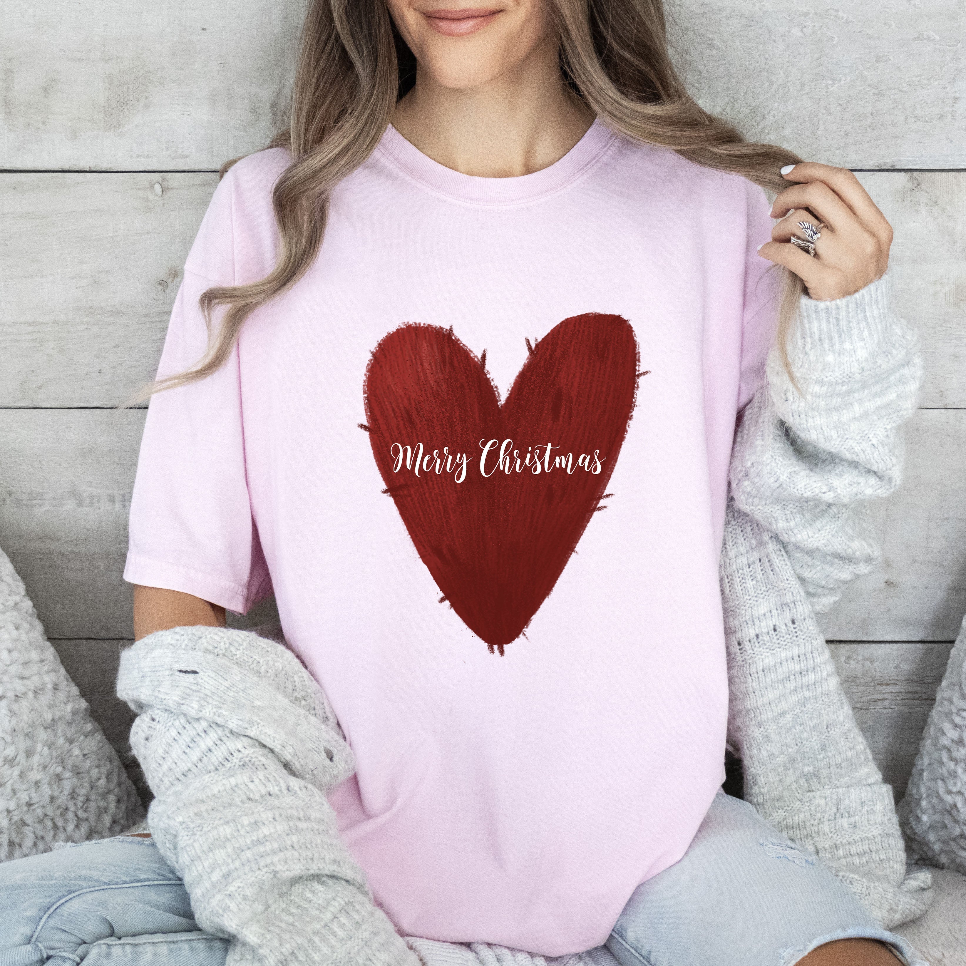 Merry Christmas Red Heart Retro Holiday Vintage-Inspired Seasonal Cheer Comfort Colors Tee