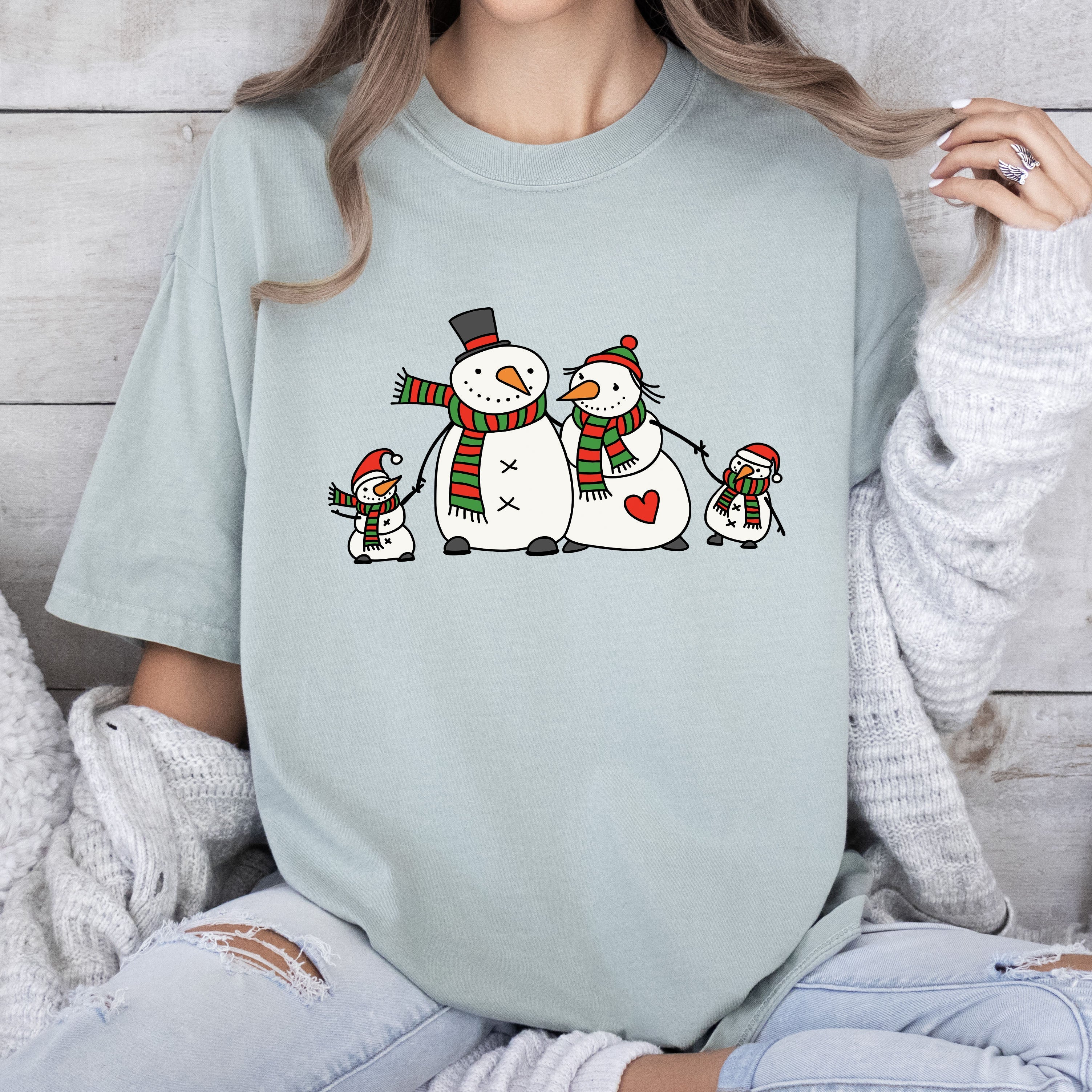 Cute Snowman Family Vintage Retro Christmas Scene With Cozy Winter Vibes Comfort Colors Tee