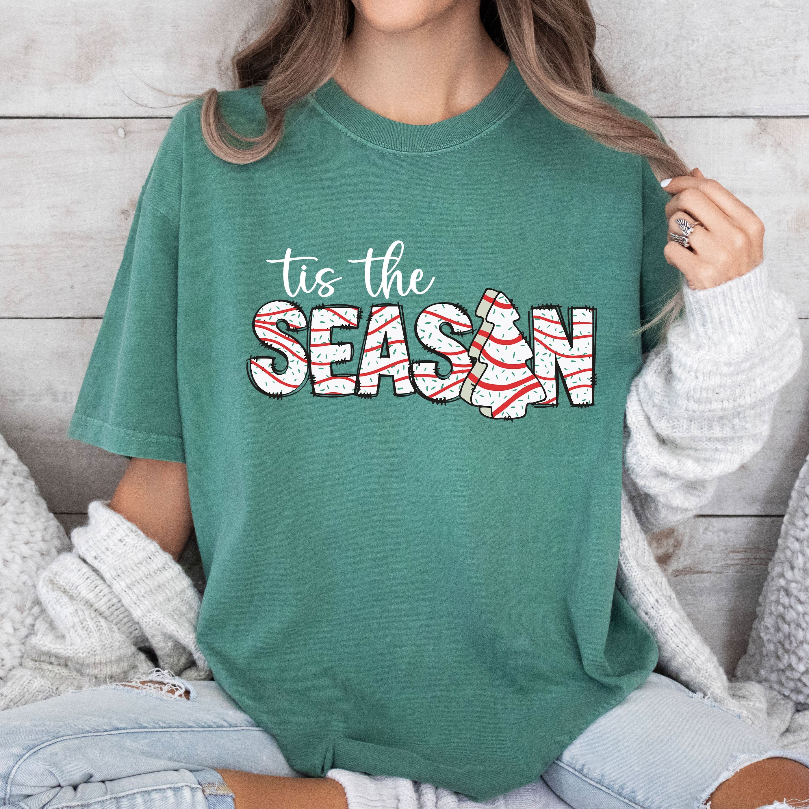 Retro Christmas Tis The Season Vintage Classic Christmas Holiday Edition Comfort Colors Tee