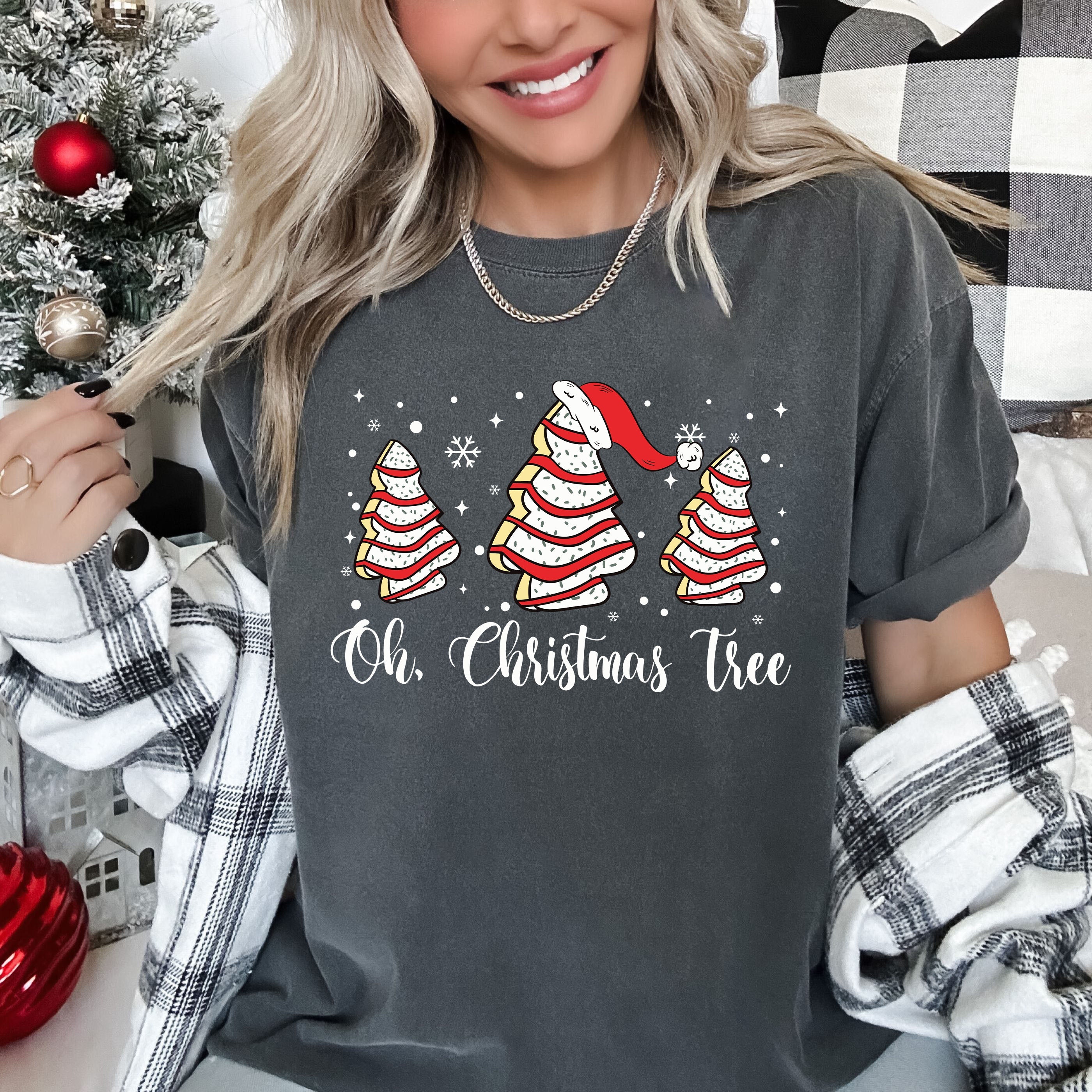 Oh Christmas Tree Retro Vintage Classic Christmas Ornament Scene Artwork Holiday Edition Comfort Colors Tee