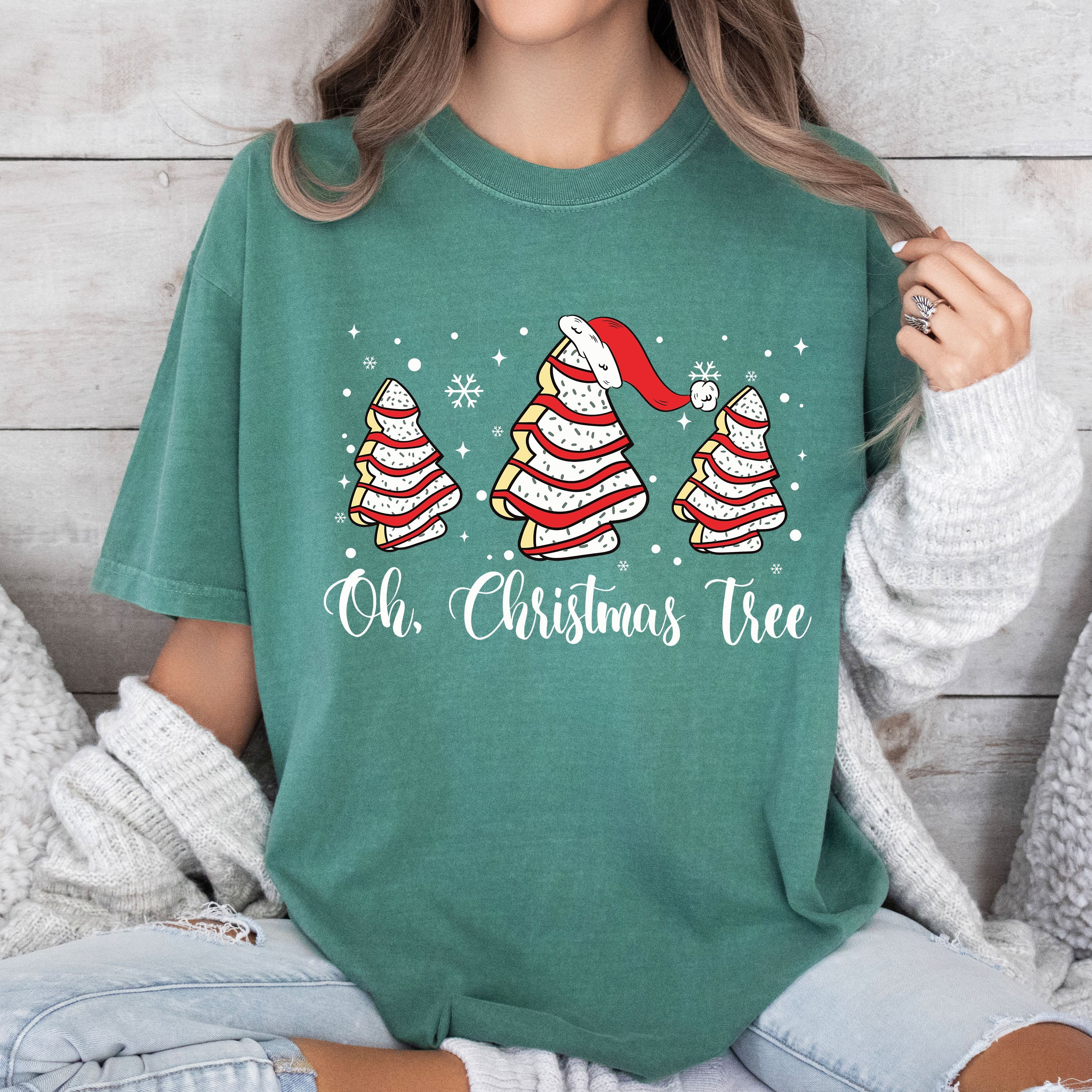Oh Christmas Tree Retro Vintage Classic Christmas Ornament Scene Artwork Holiday Edition Comfort Colors Tee