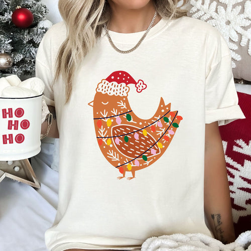 Christmas Chicken Retro Vintage Classic Christmas Holiday Scene Artwork Comfort Colors Tee