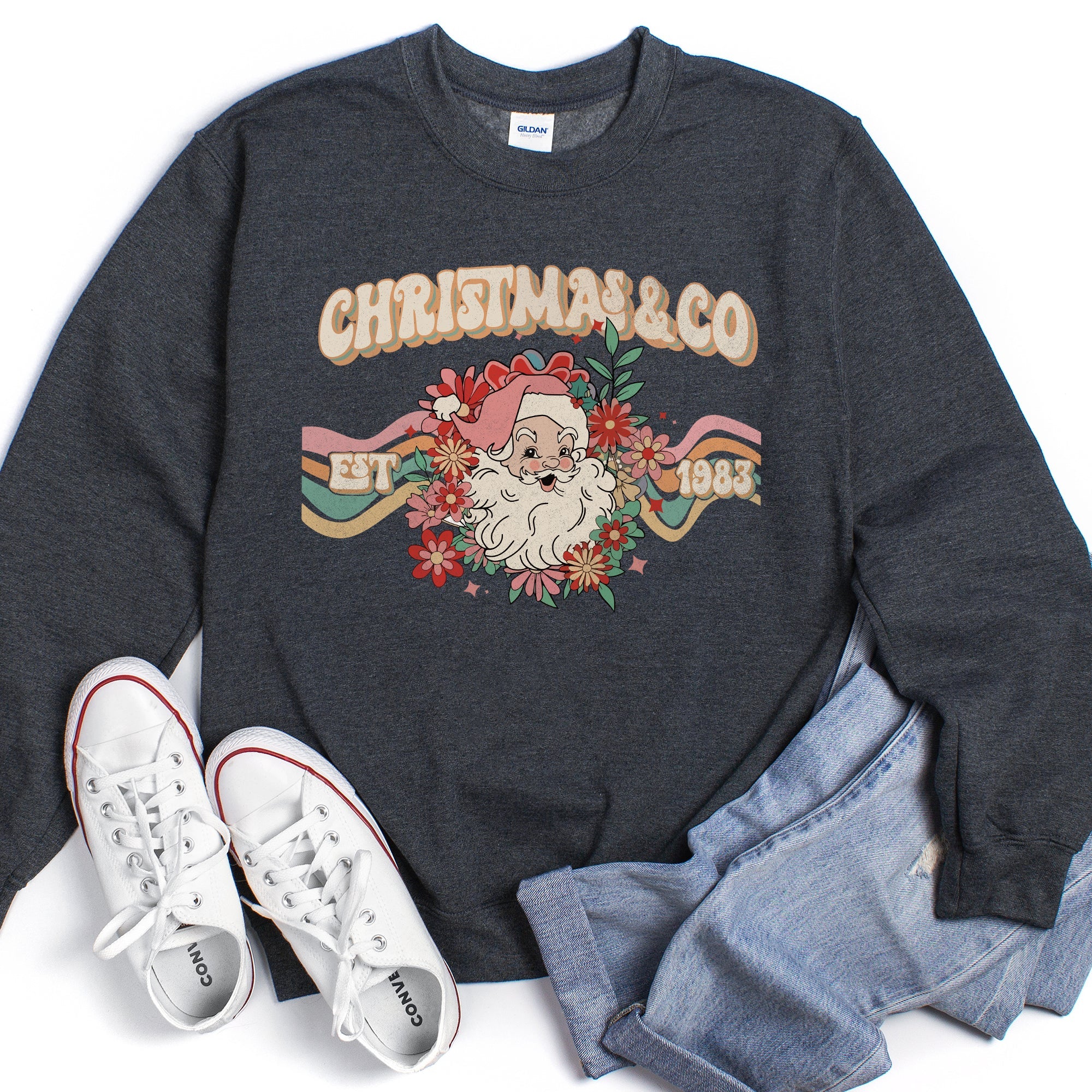 Santa Retro Christmas Graphic Festive Season Holiday Cheer Vintage Logo Sweatshirt