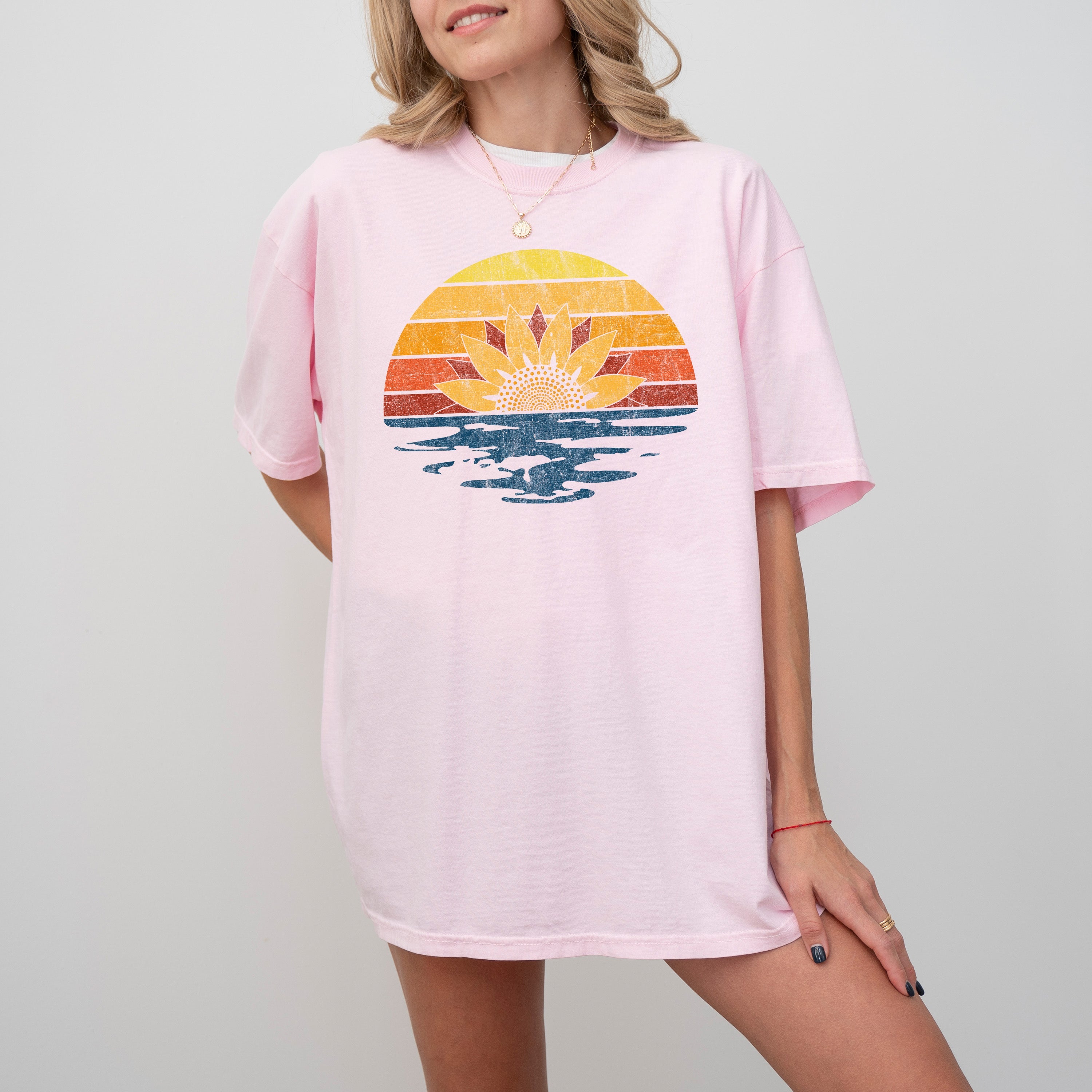 Colorful Beach Floral Sunset Summer Vibes California Dreaming Vacation Hot Girl Summer Comfort Colors Tee