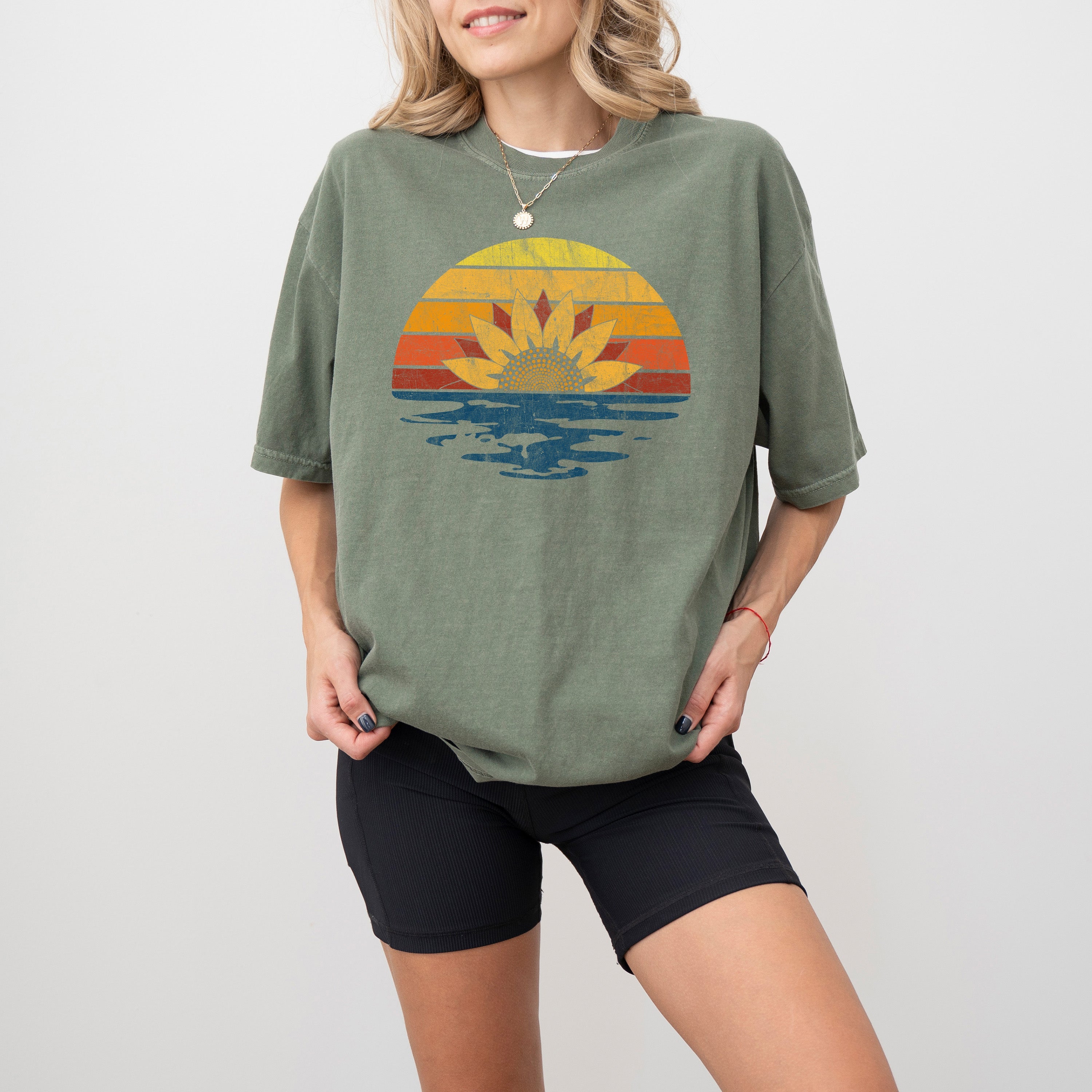 Colorful Beach Floral Sunset Summer Vibes California Dreaming Vacation Hot Girl Summer Comfort Colors Tee