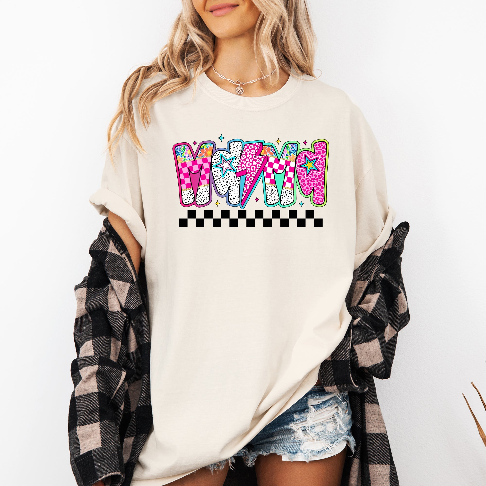 Colorful Mama With Bright Checkered Retro Bold Vintage Vibe Print Comfort Colors Tee