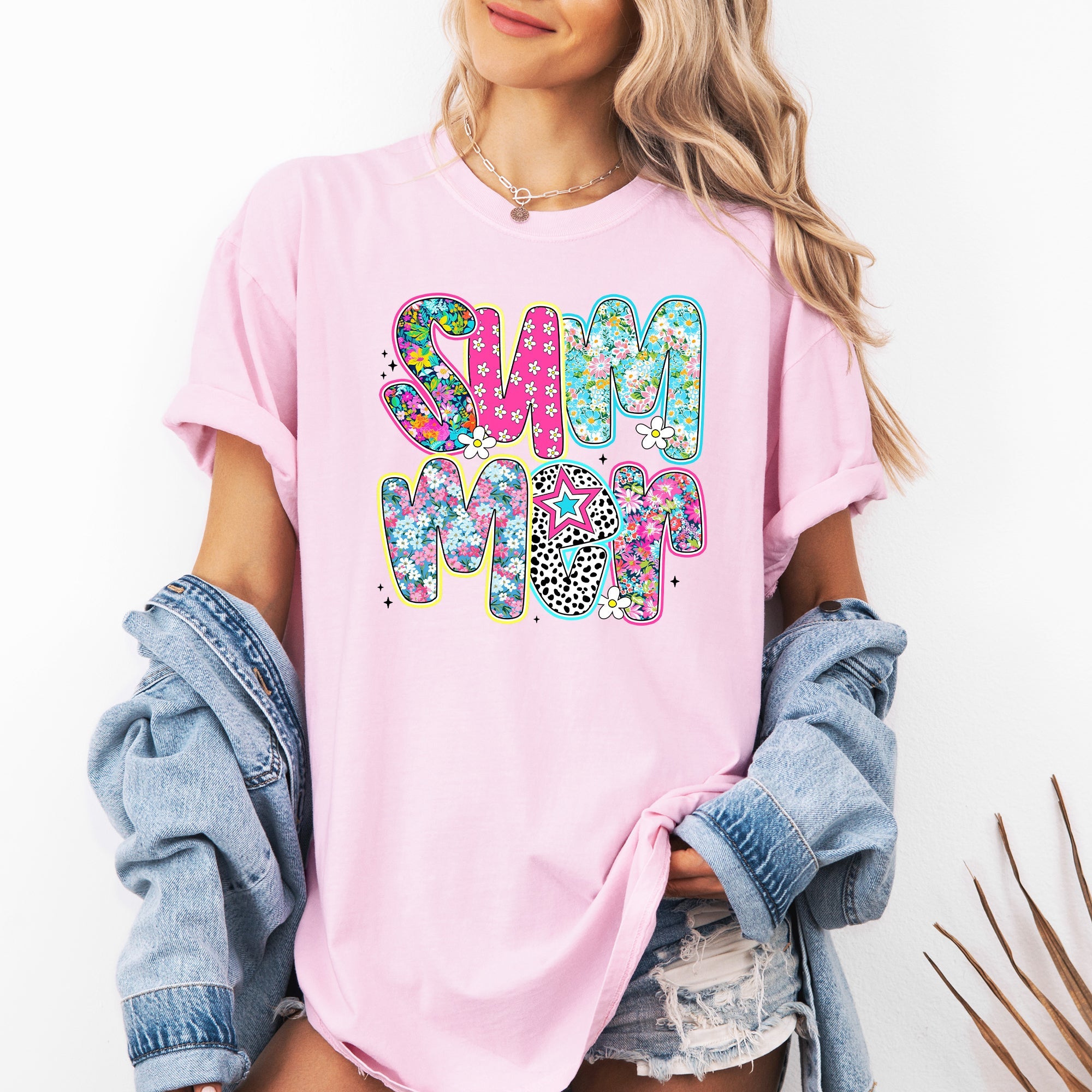 Colorful Summer, Retro, Floral Print Vintage Beach Graphic Edition Comfort Colors Tee