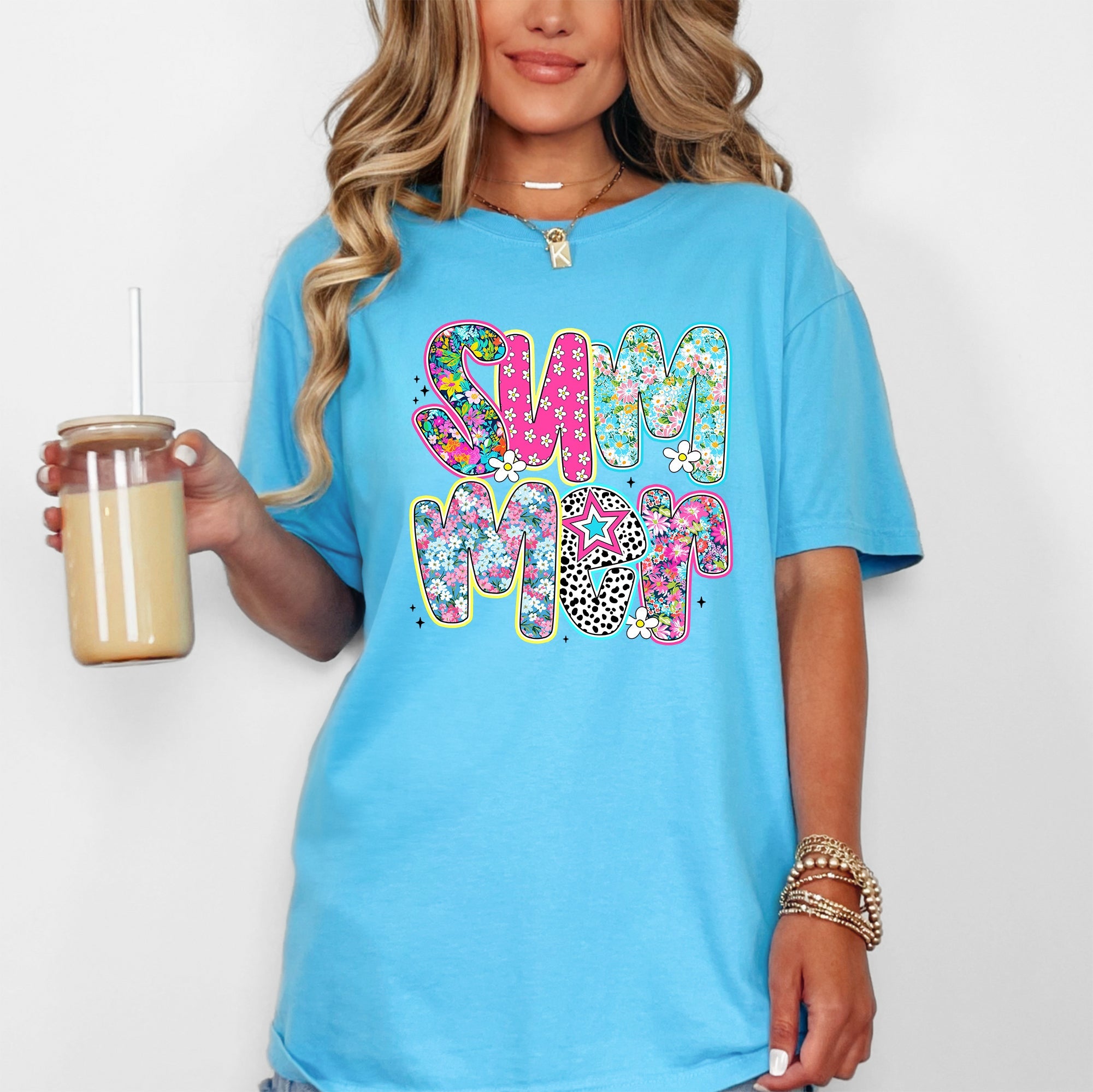 Colorful Summer, Retro, Floral Print Vintage Beach Graphic Edition Comfort Colors Tee