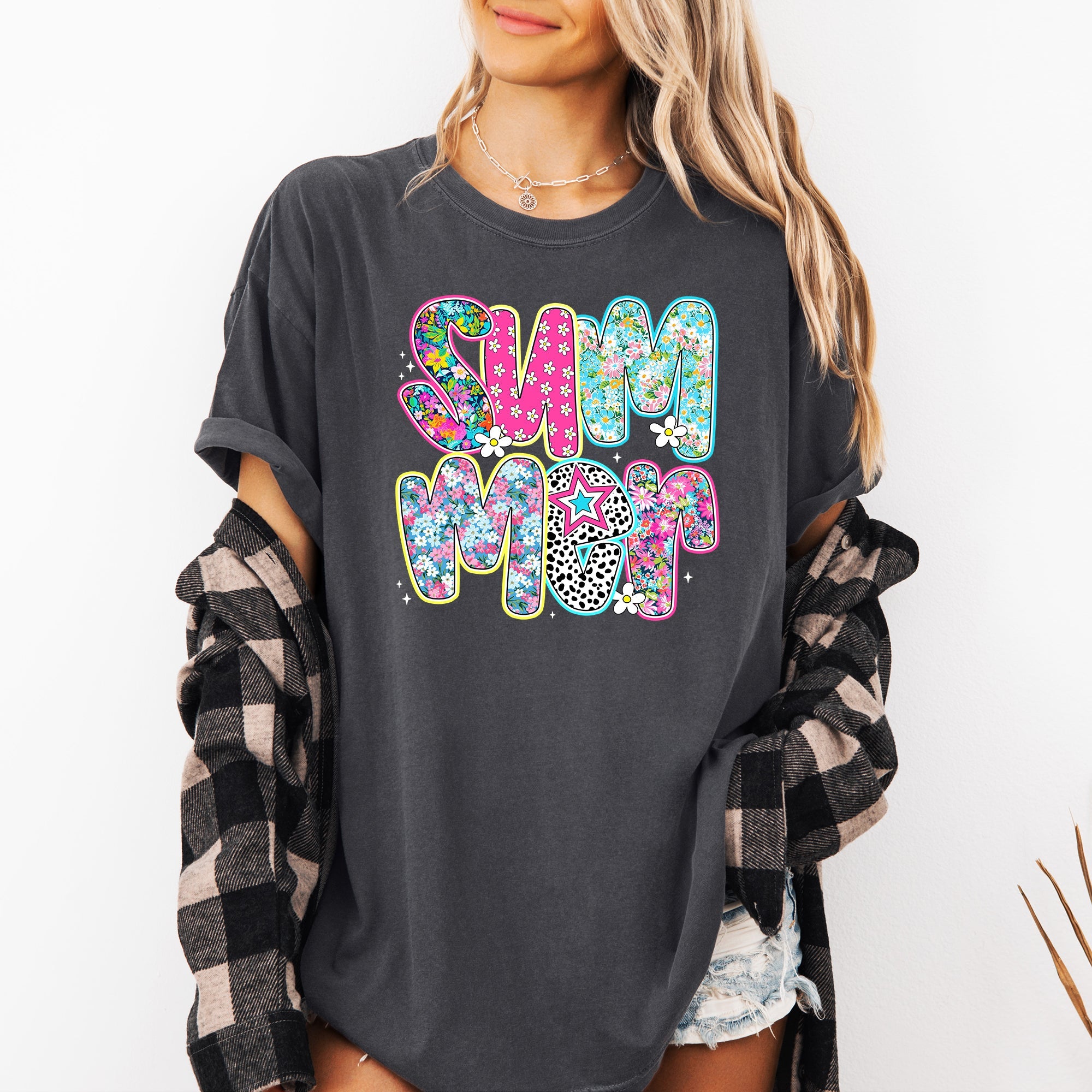 Colorful Summer, Retro, Floral Print Vintage Beach Graphic Edition Comfort Colors Tee