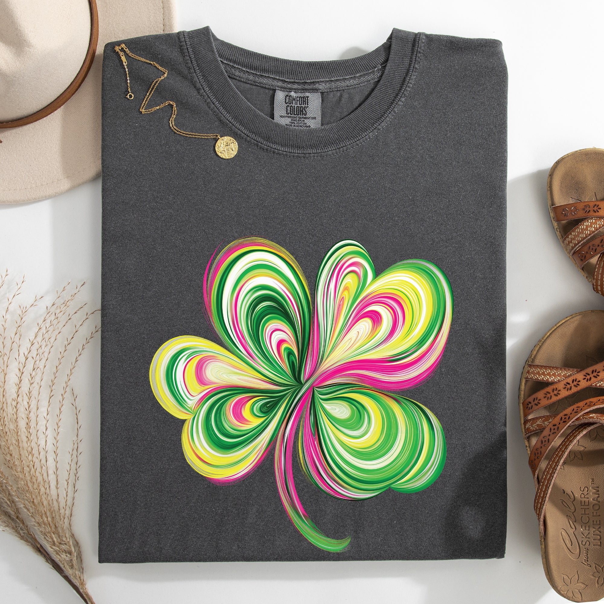 Colorful Painted Shamrock Leprechaun St Patrick's Day Vintage-Inspired Comfort Colors Tee
