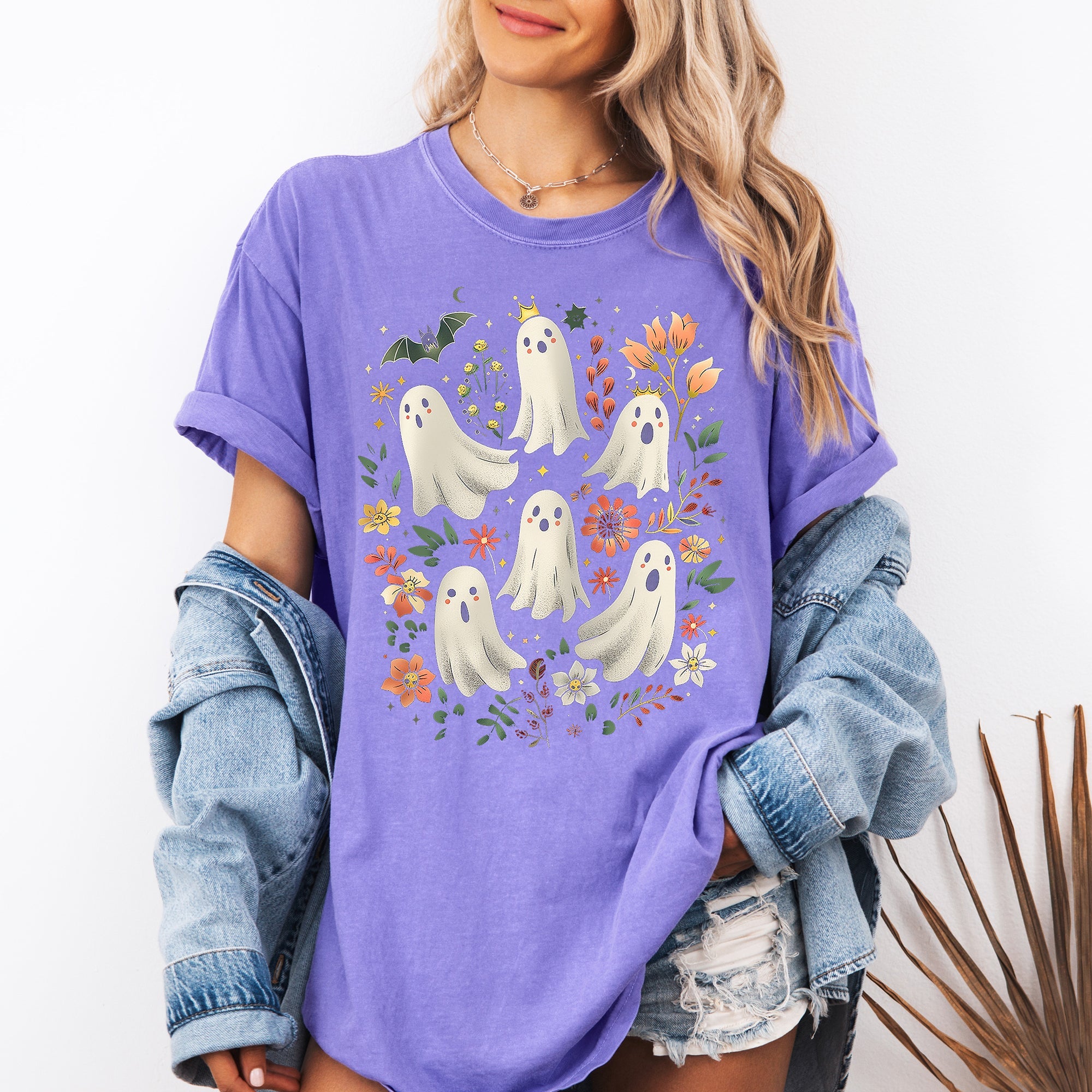 Floral Ghosts Beautiful Halloween Coquette Girly Autumn Vintage Cozy Comfort Colors Tee