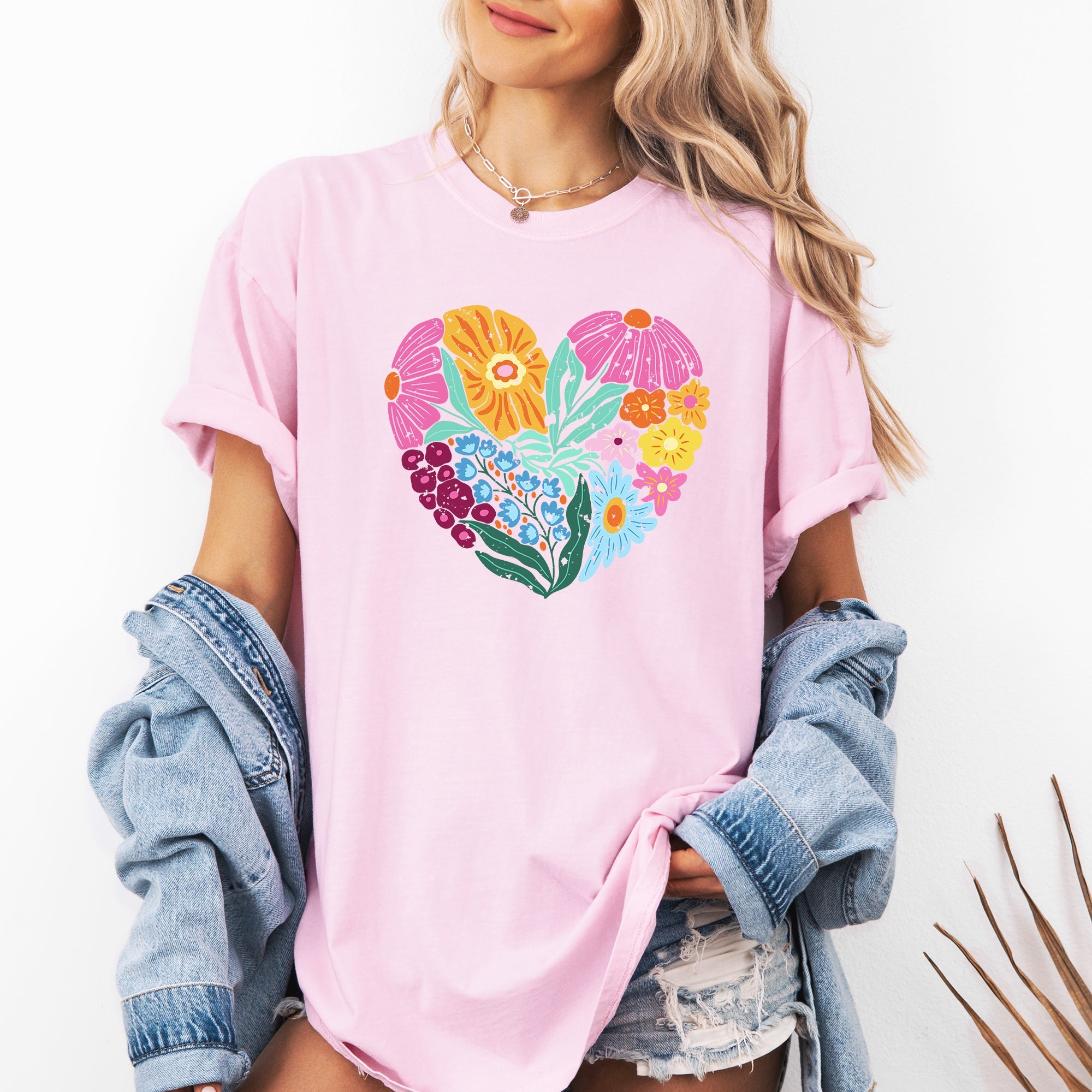 Floral Heart Folk Art Retro Flowers Vintage Botanical Illustration Style Comfort Colors Tee