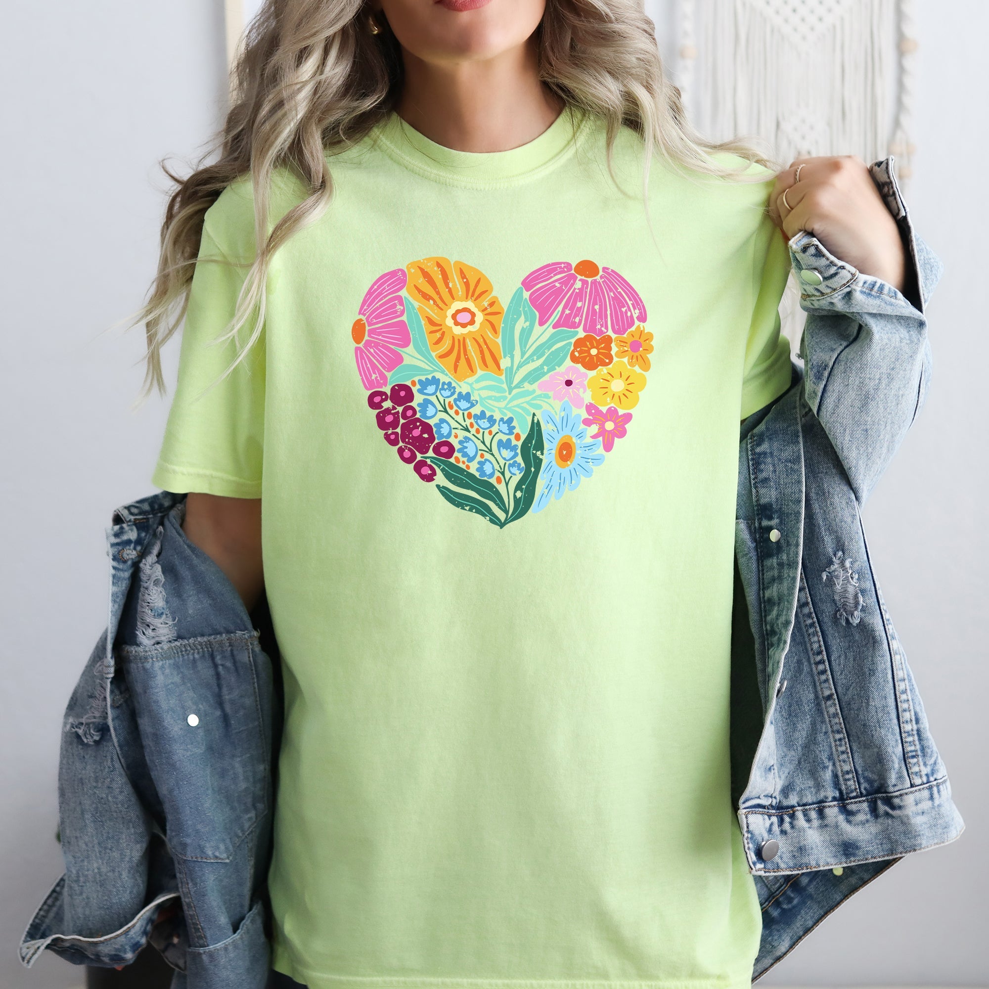 Floral Heart Folk Art Retro Flowers Vintage Botanical Illustration Style Comfort Colors Tee