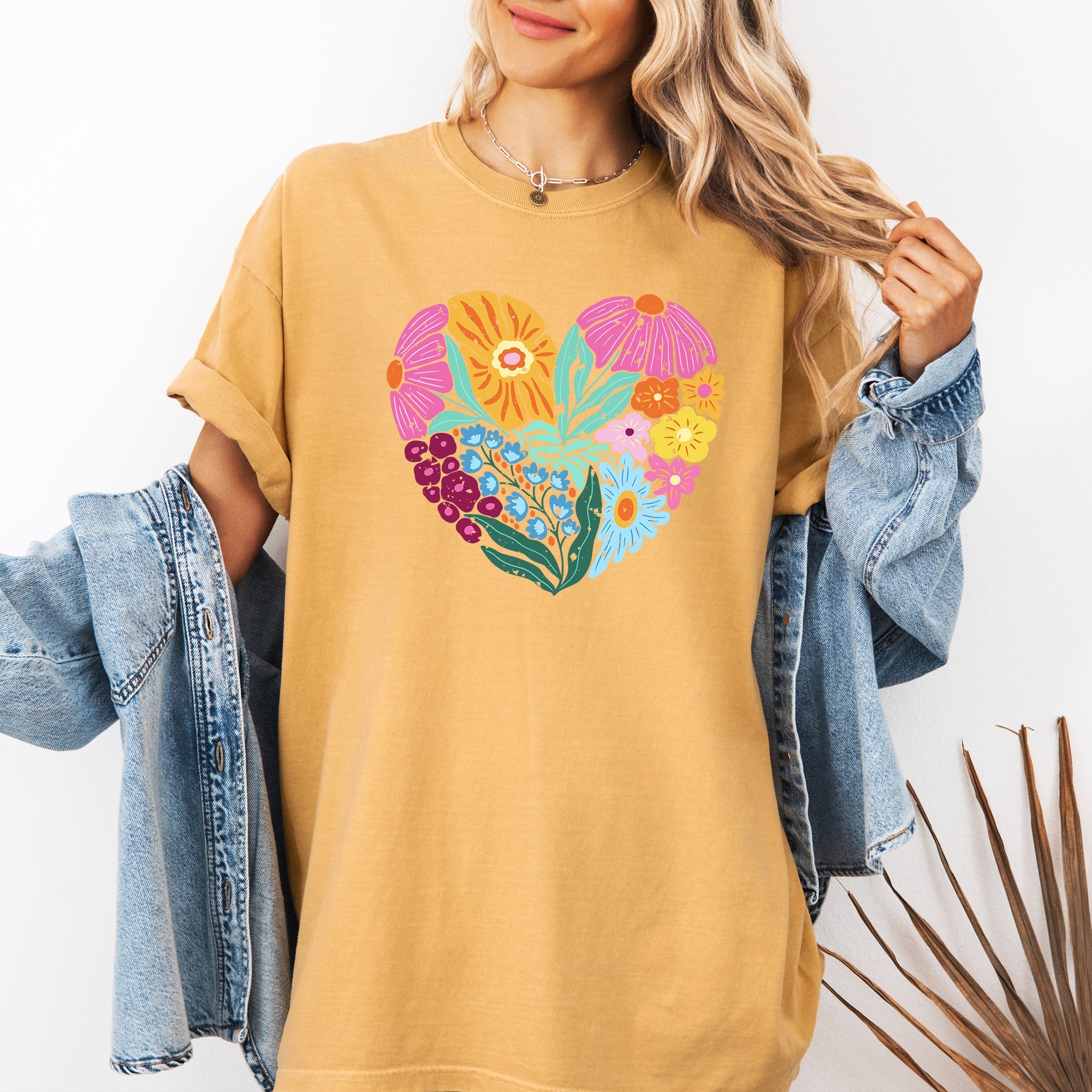 Floral Heart Folk Art Retro Flowers Vintage Botanical Illustration Style Comfort Colors Tee