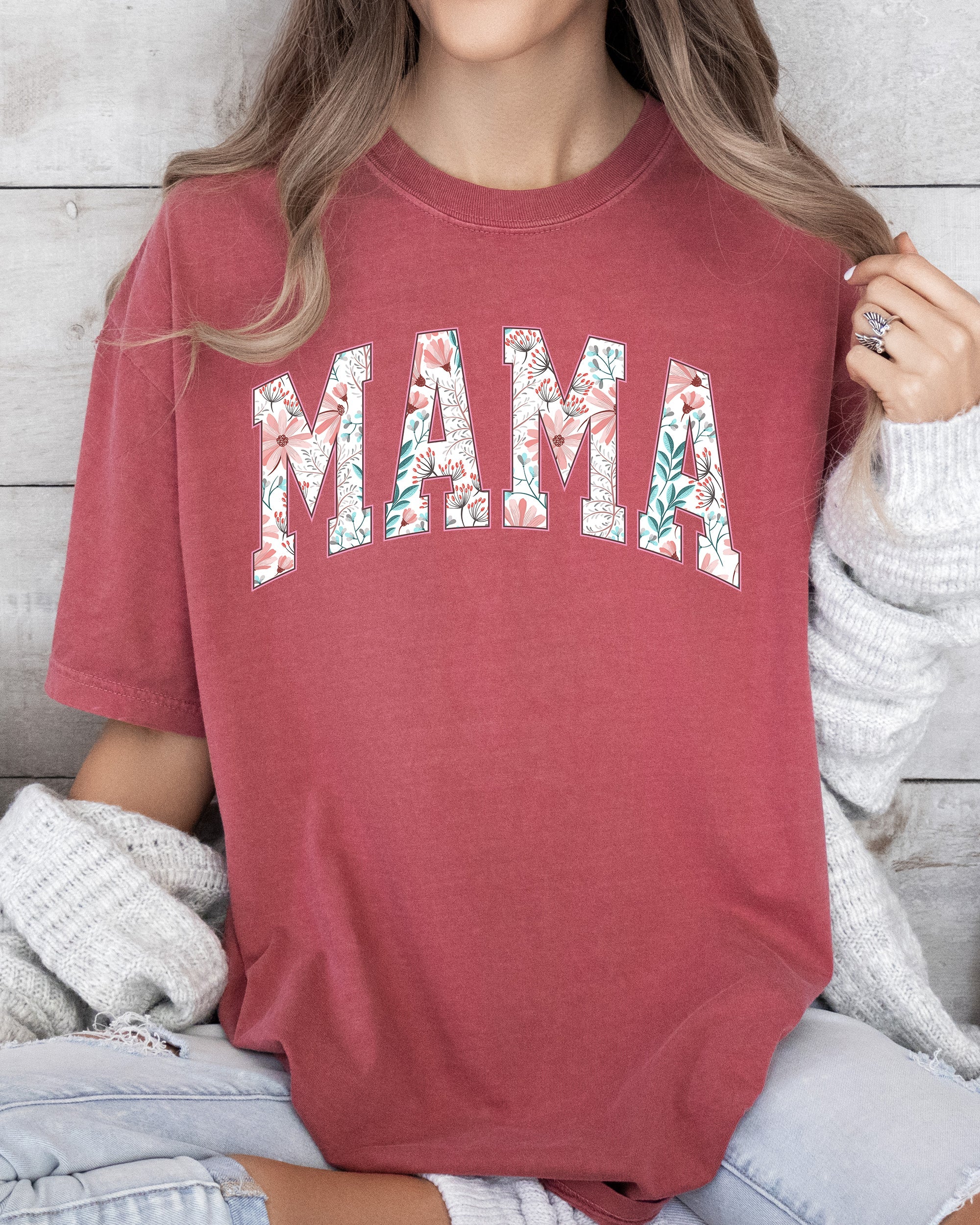 Floral Mama Vintage Botanical Pink Blossoms Retro Floral Pattern Comfort Colors Tee