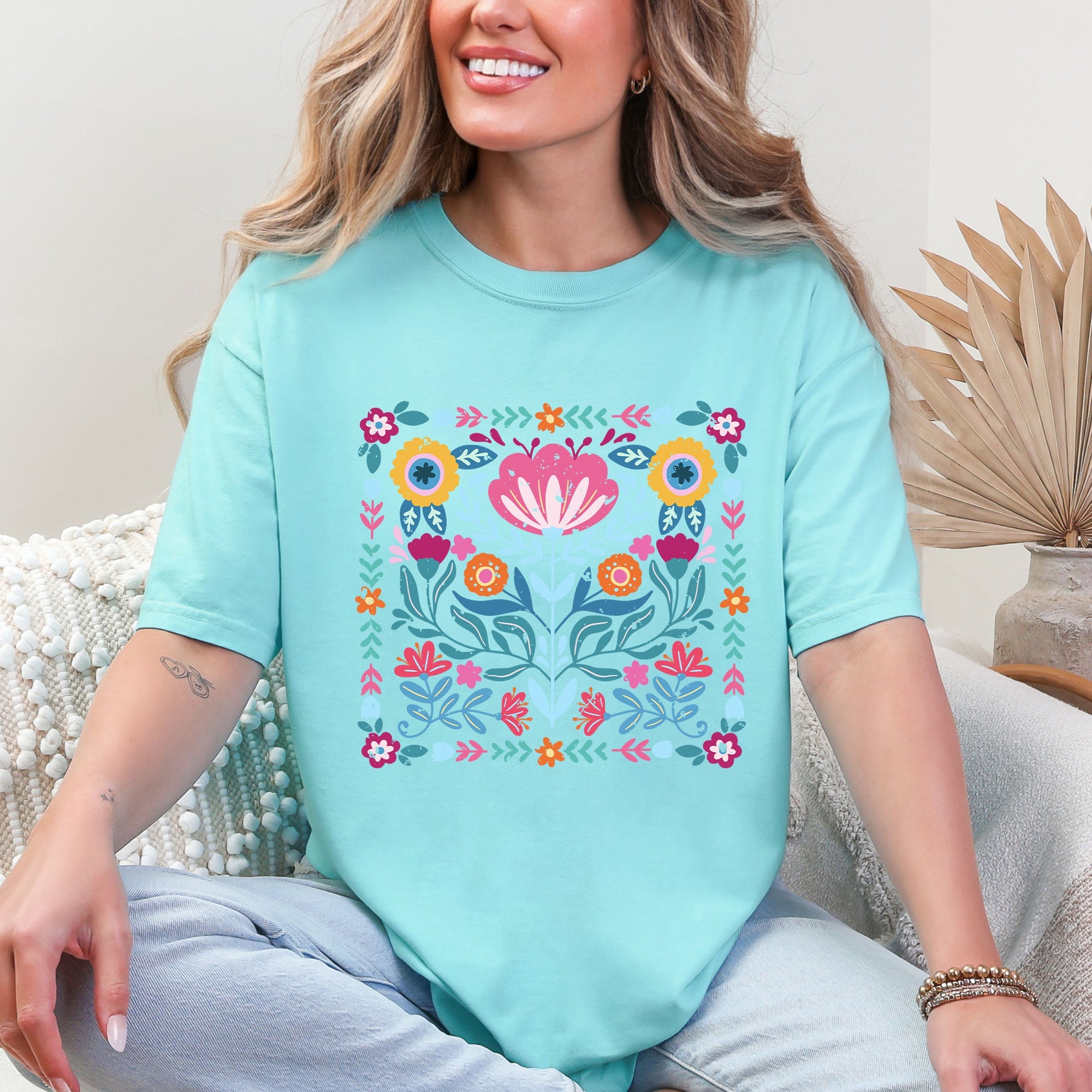 Folk Art Flowers Summer Floral Retro Vintage Botanical Inspired Comfort Colors Tee