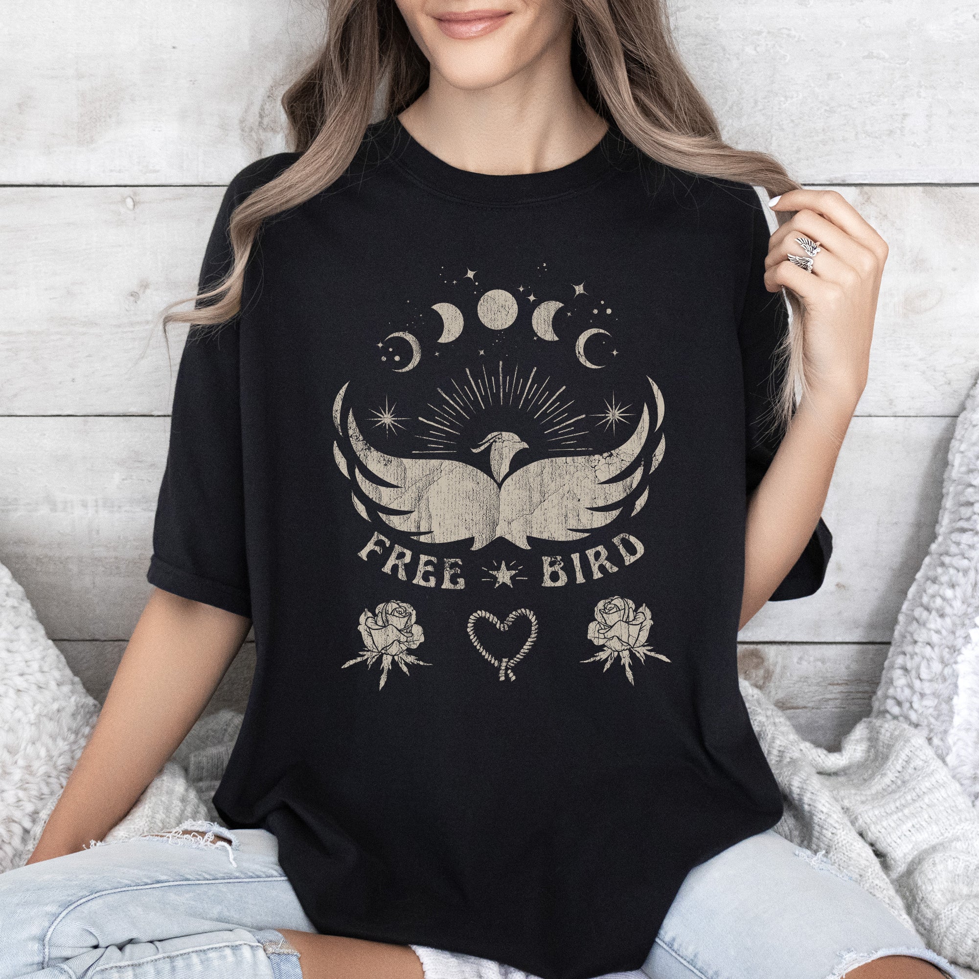Free Bird Western Country Rock Music Bird Cowboy Vintage Distressed Graphic Artwork Comfort Colors Tee