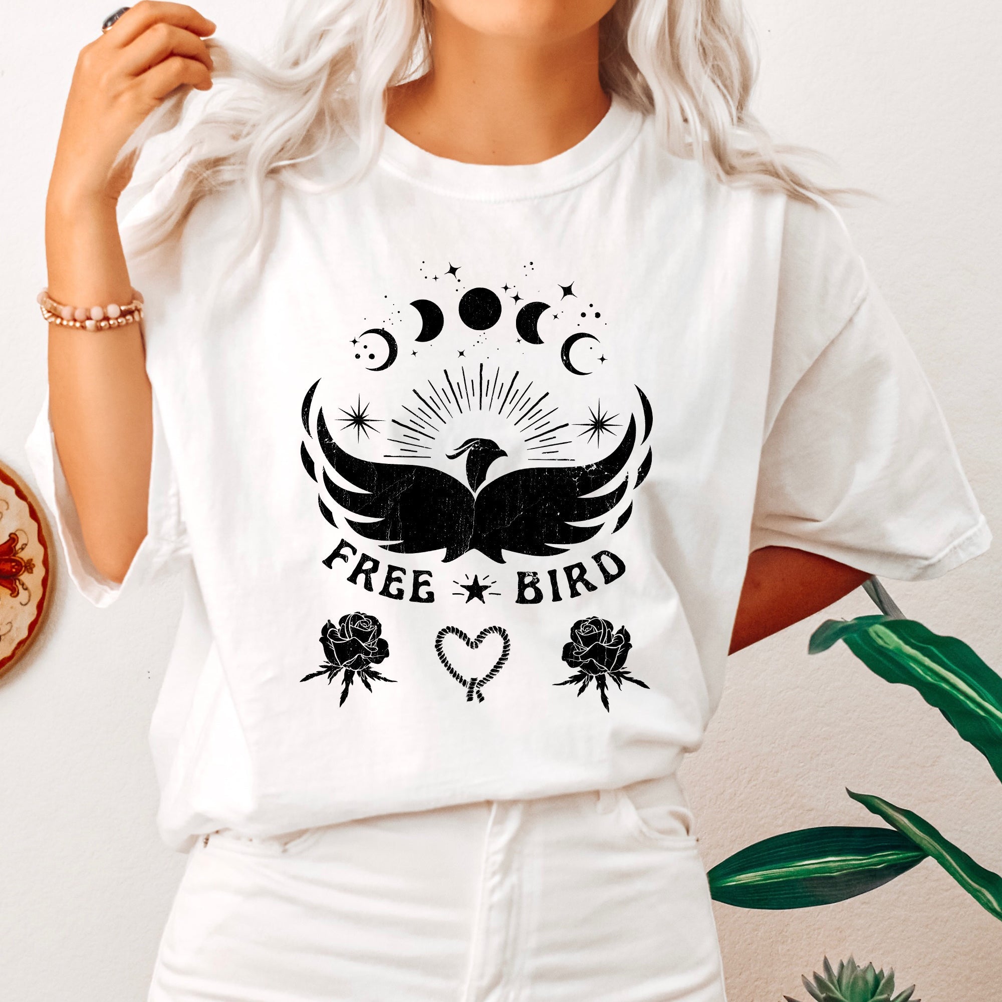 Free Bird Western Country Rock Music Bird Cowboy Vintage Distressed Graphic Artwork Comfort Colors Tee