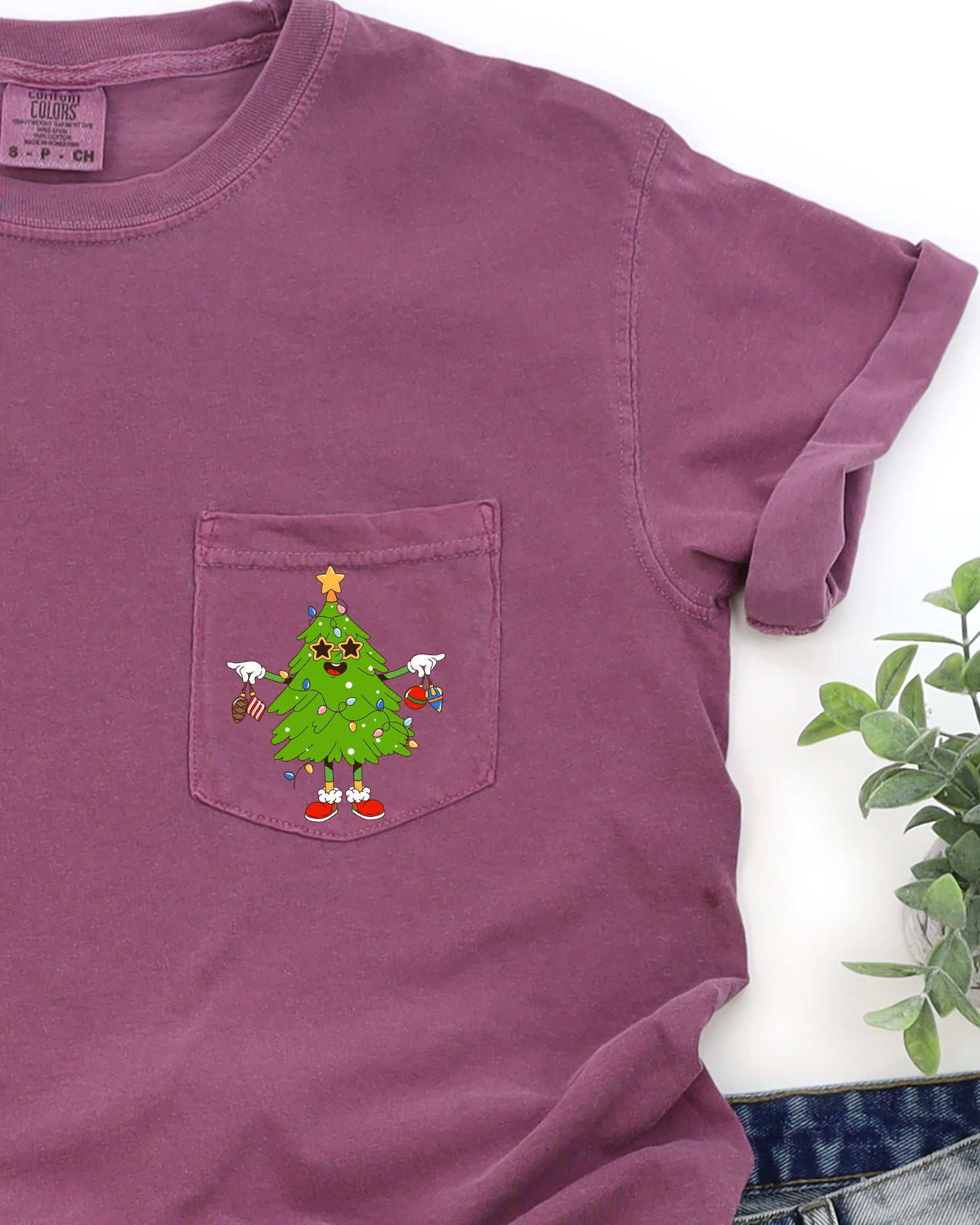 Funny Christmas Tree Pocket Santa Snow Winter Xmas Festive Vintage Style Holiday Illustration Comfort Colors Tee